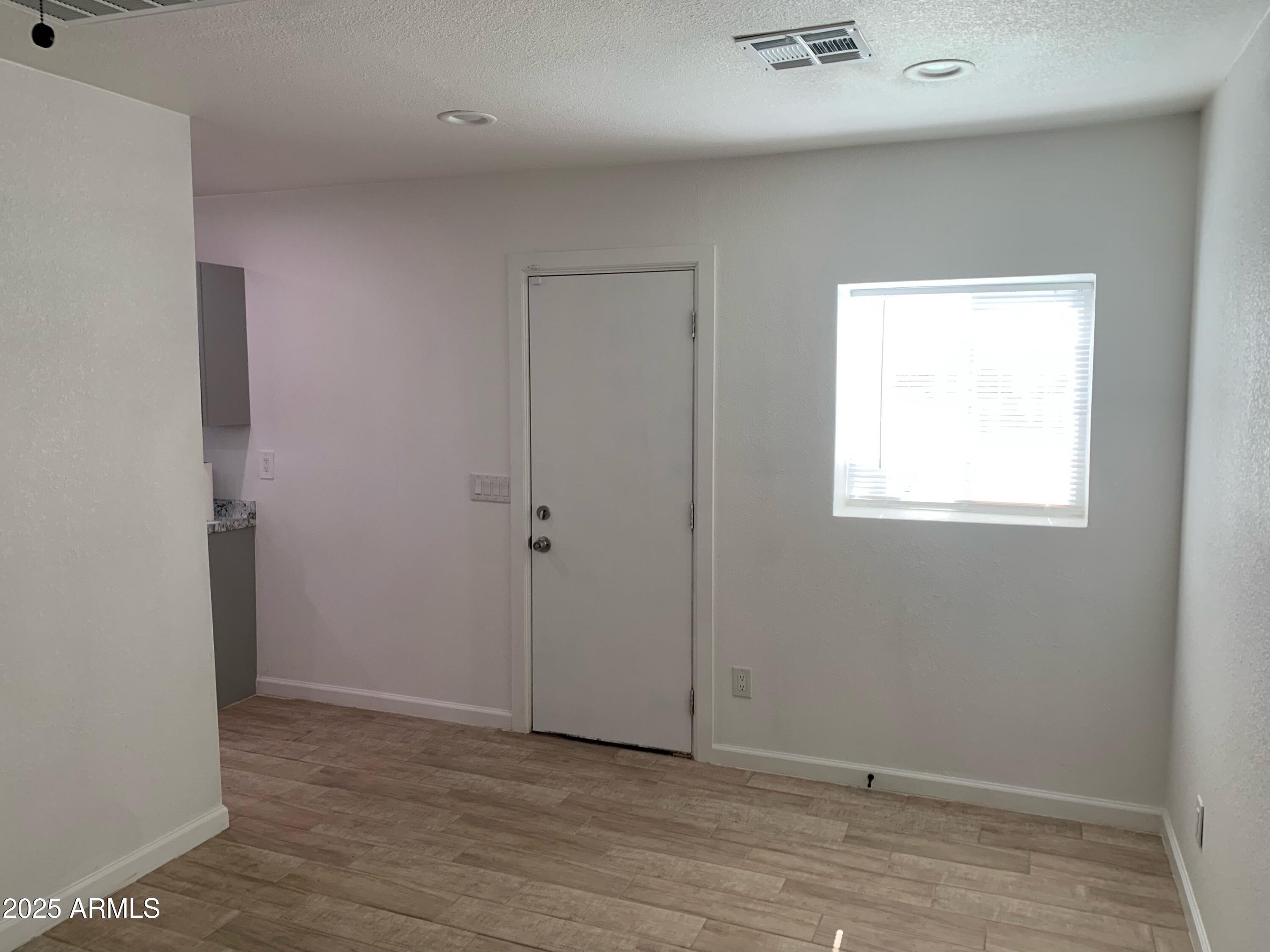 1759 W HADLEY Street C