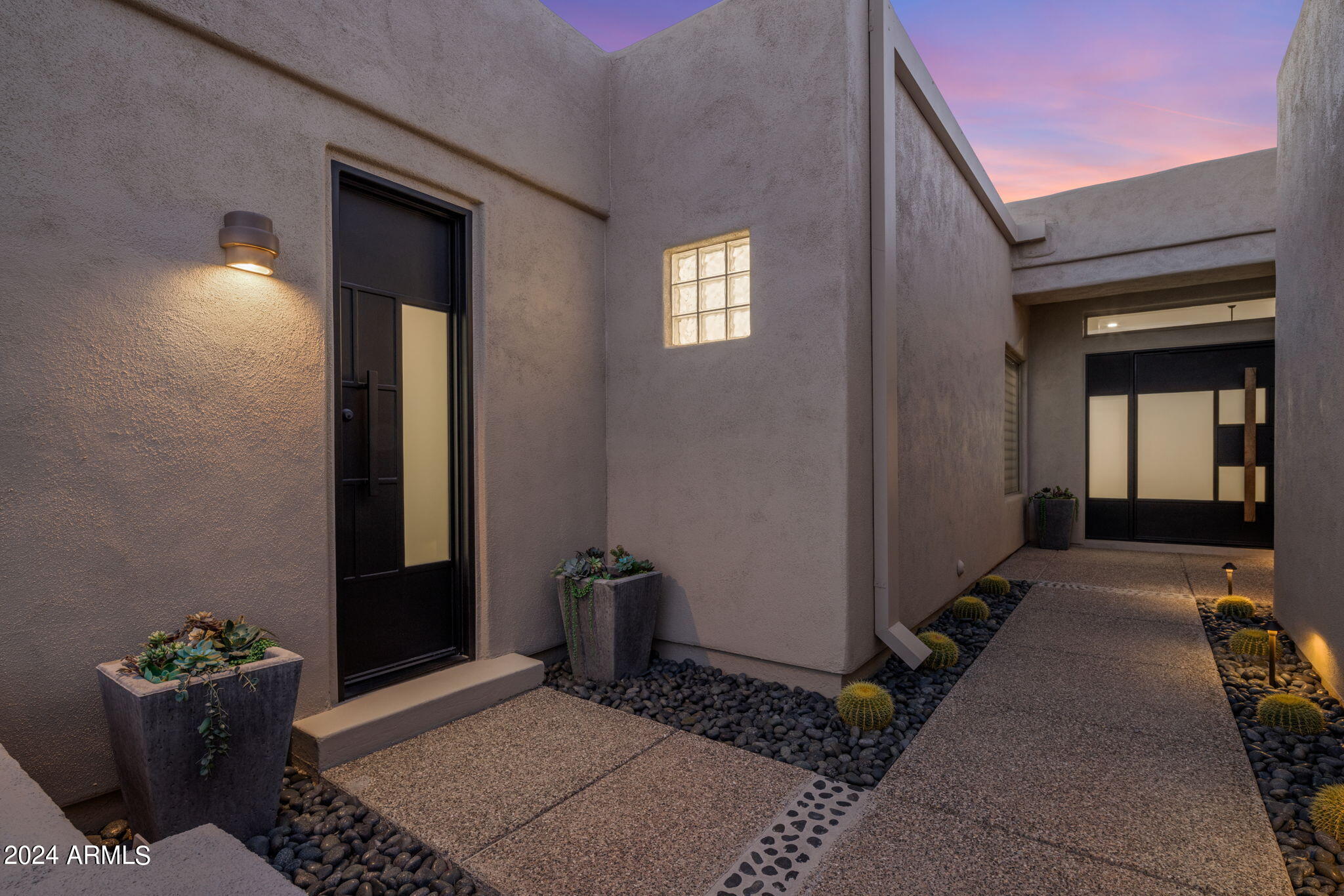 7056 E MIGHTY SAGUARO Way