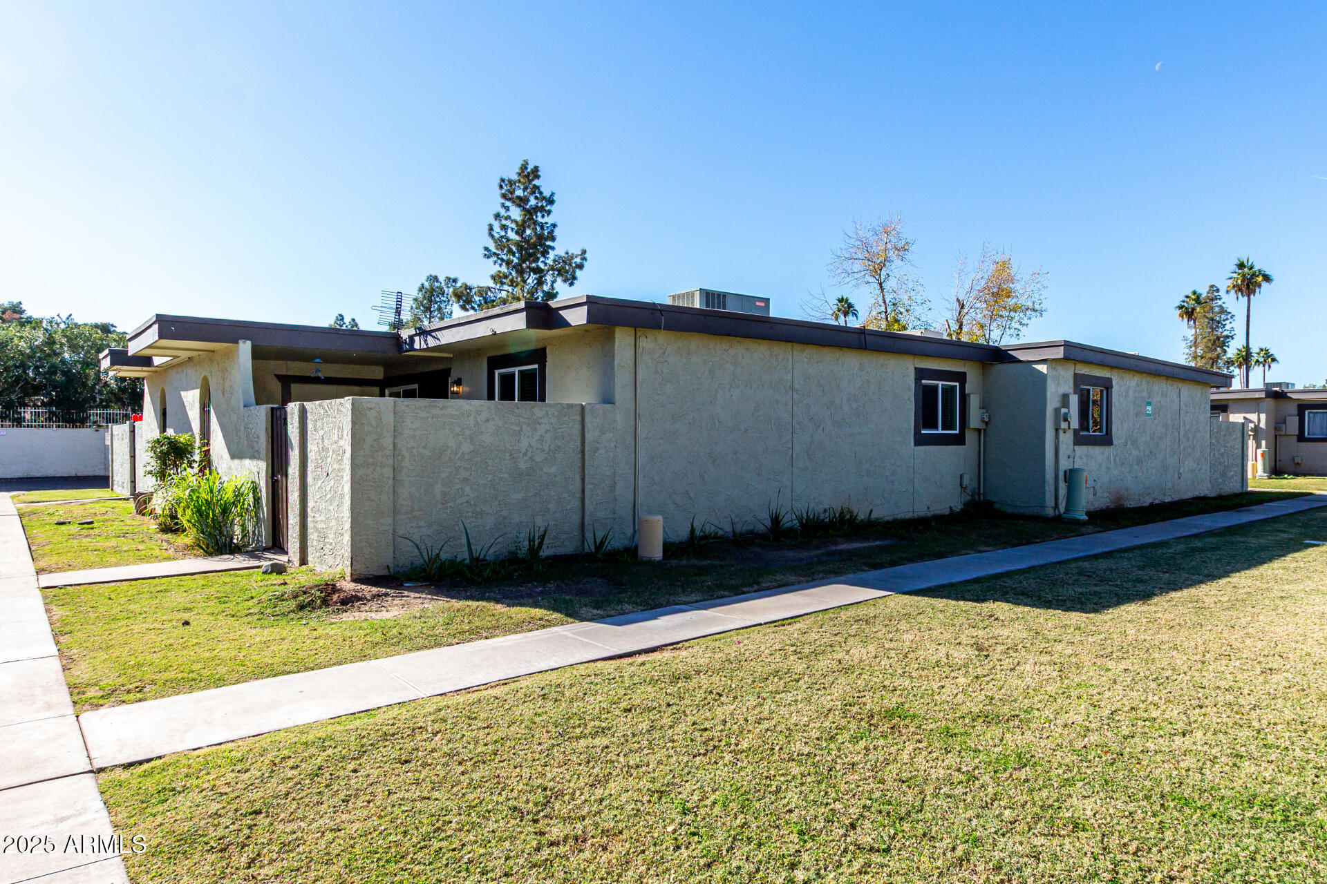 830 S DOBSON Road 72