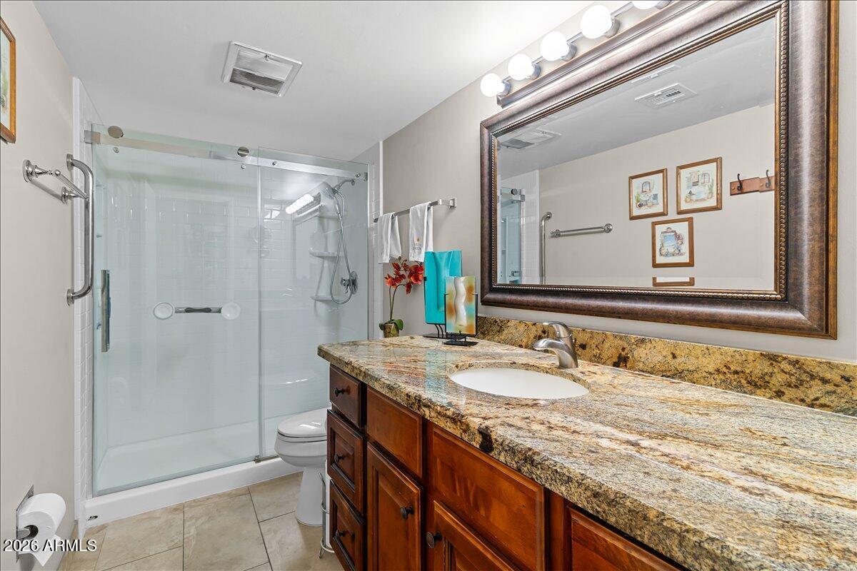 7751 E GLENROSA Avenue A6