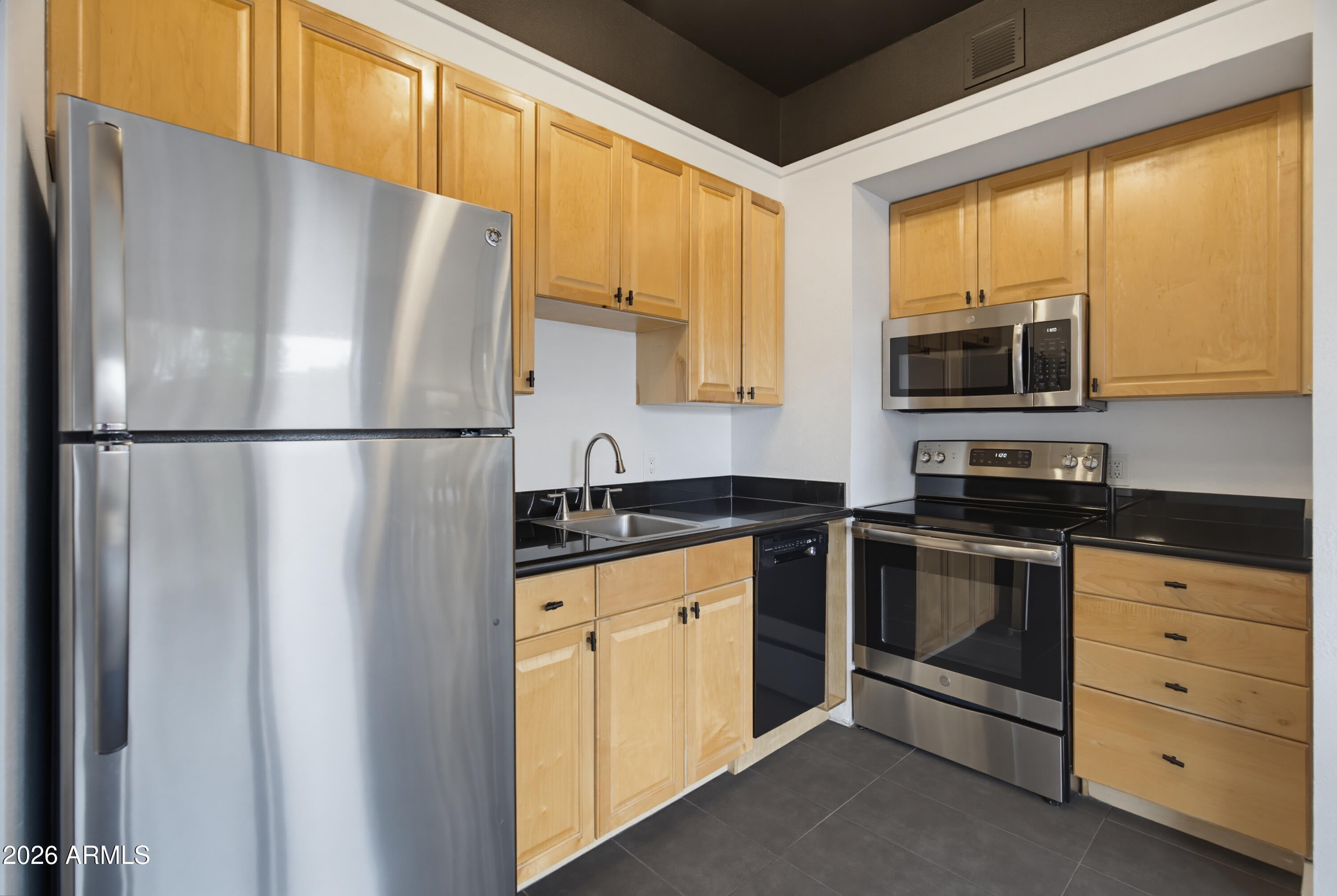 4750 N CENTRAL Avenue 1K