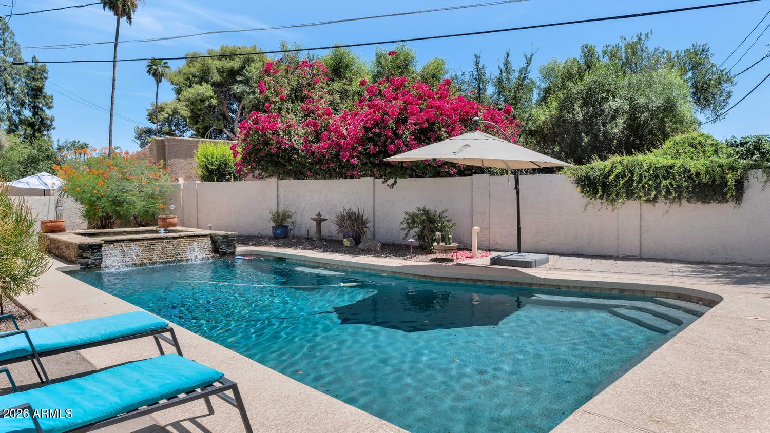 323 W BUTLER Drive