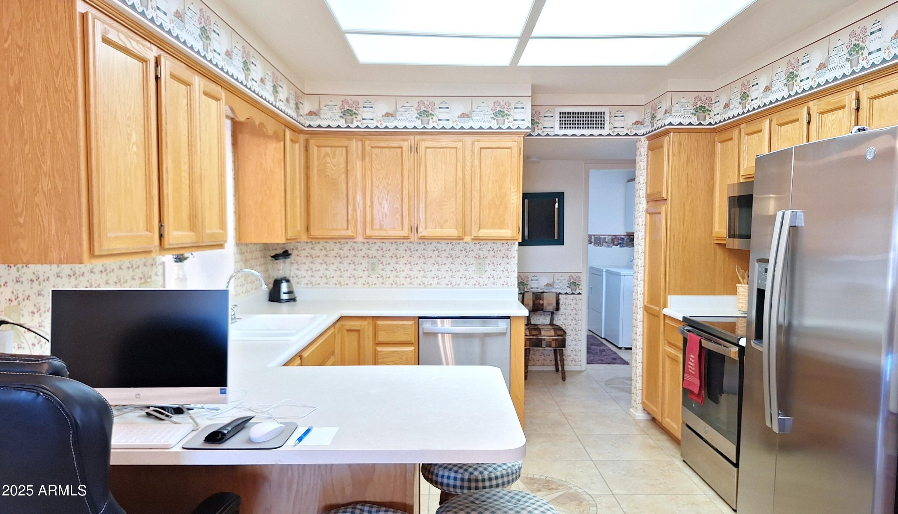 2552 S PEONIE Circle