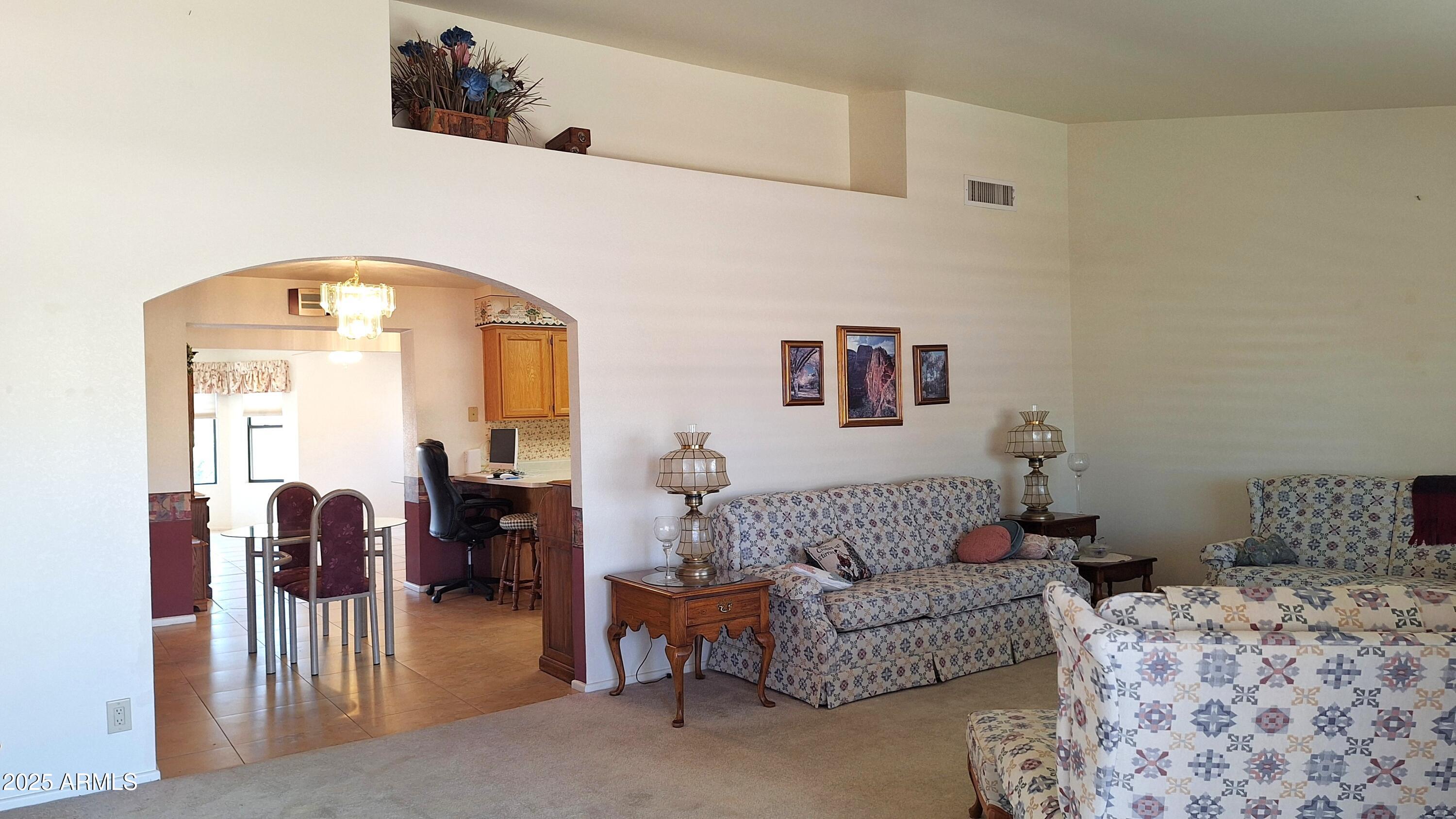 2552 S PEONIE Circle
