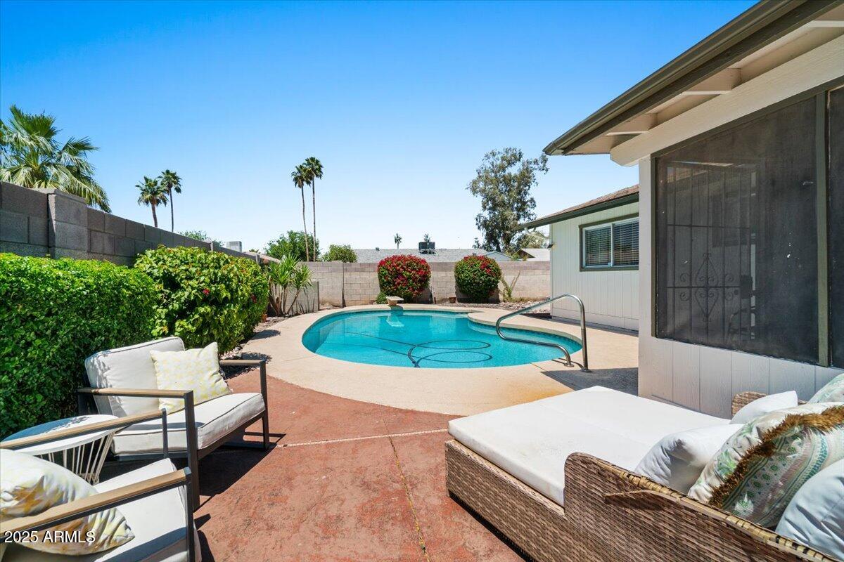 782 W GAIL Drive