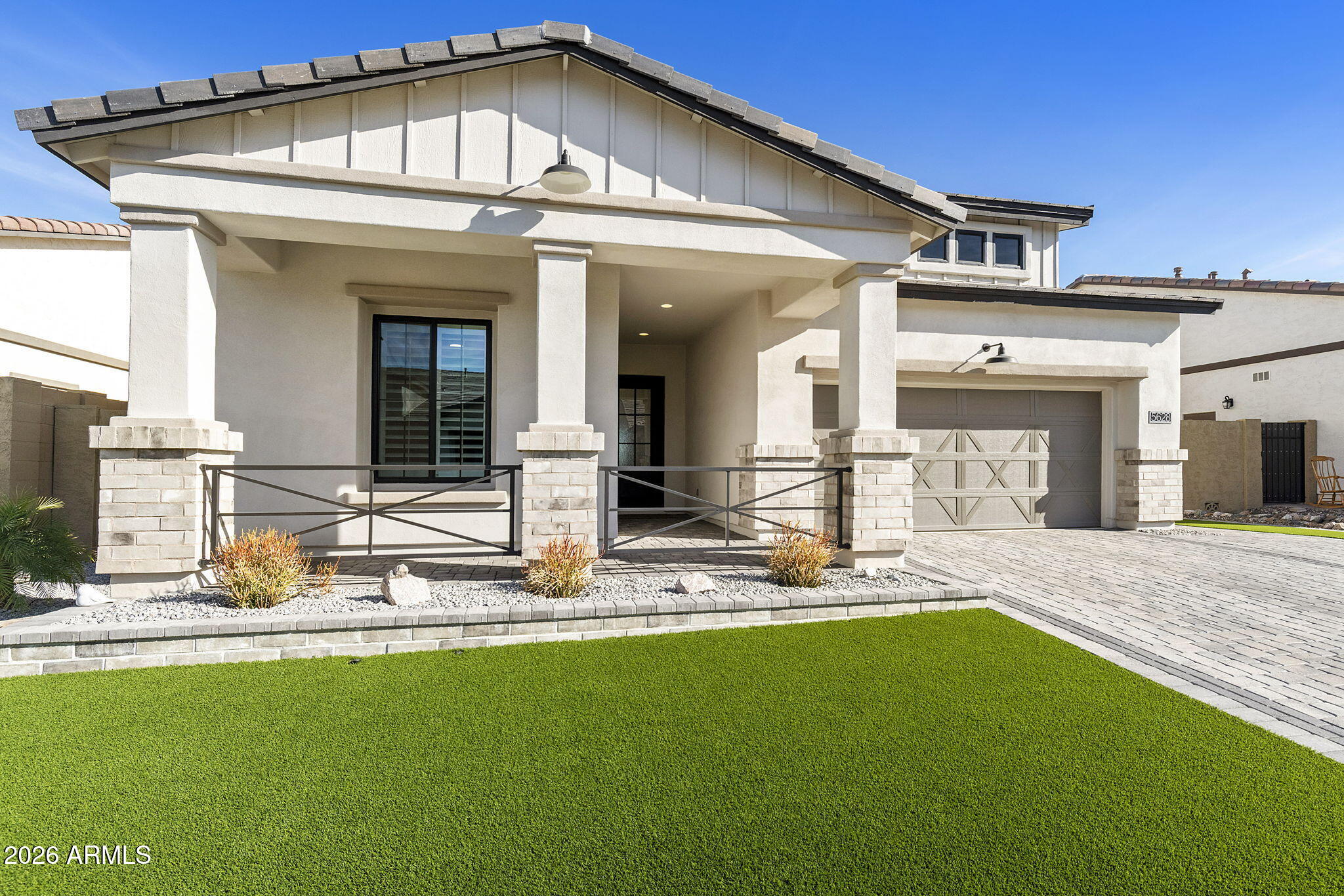 5628 E SCARLET Street