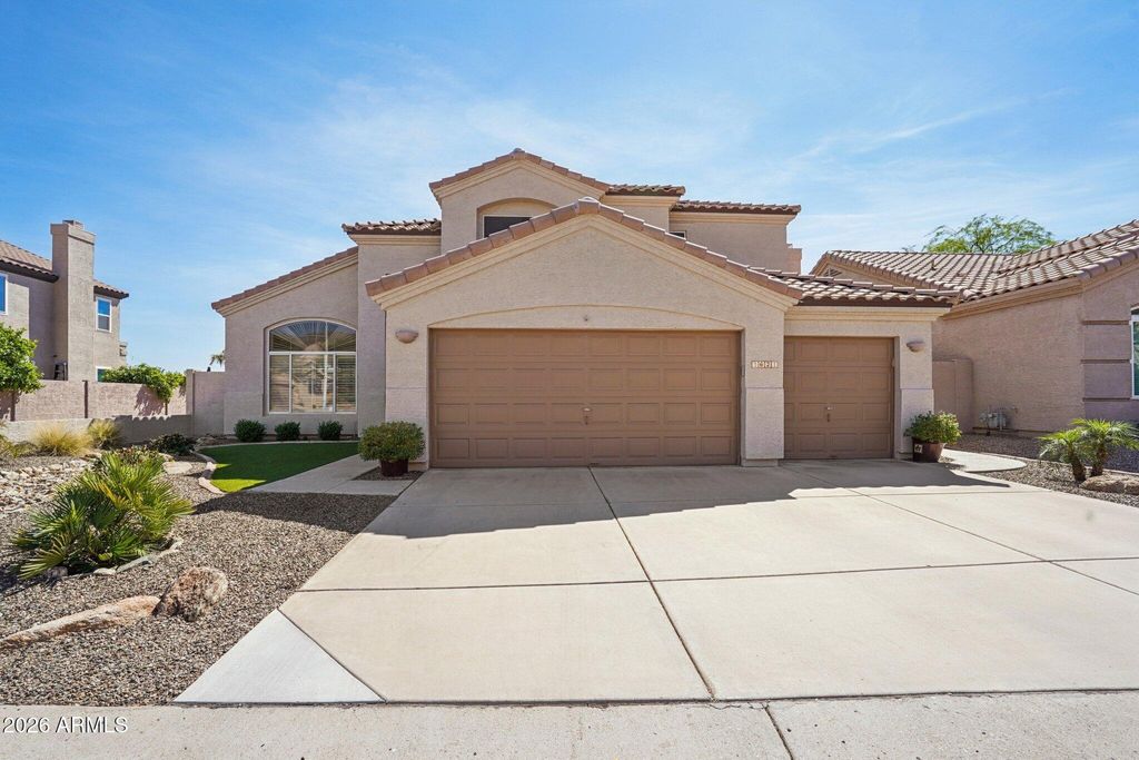 Photo of 1621 W South Fork Drive, Phoenix, AZ 85045 (MLS # 7000928)
