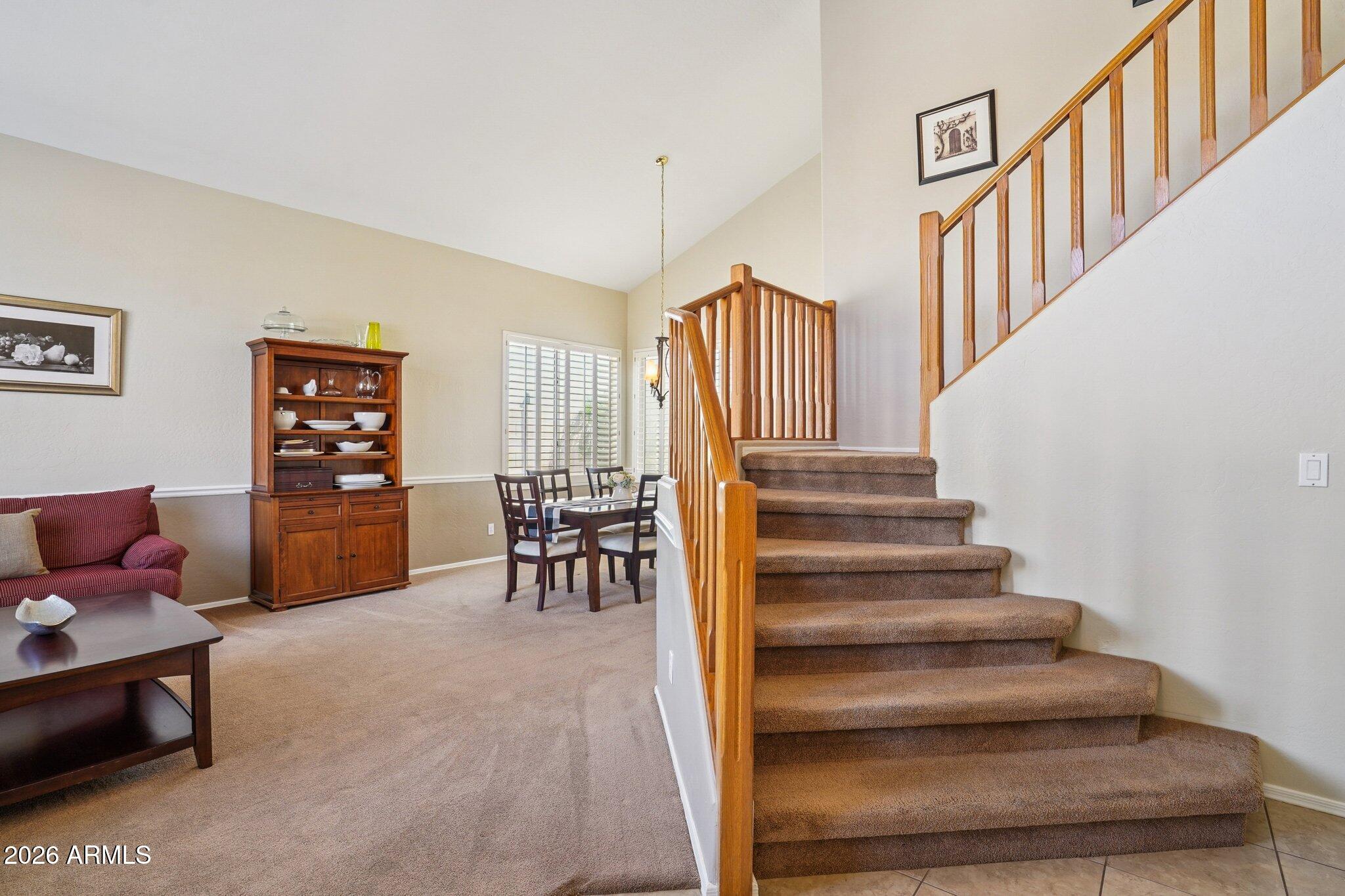 1621 W SOUTH FORK Drive