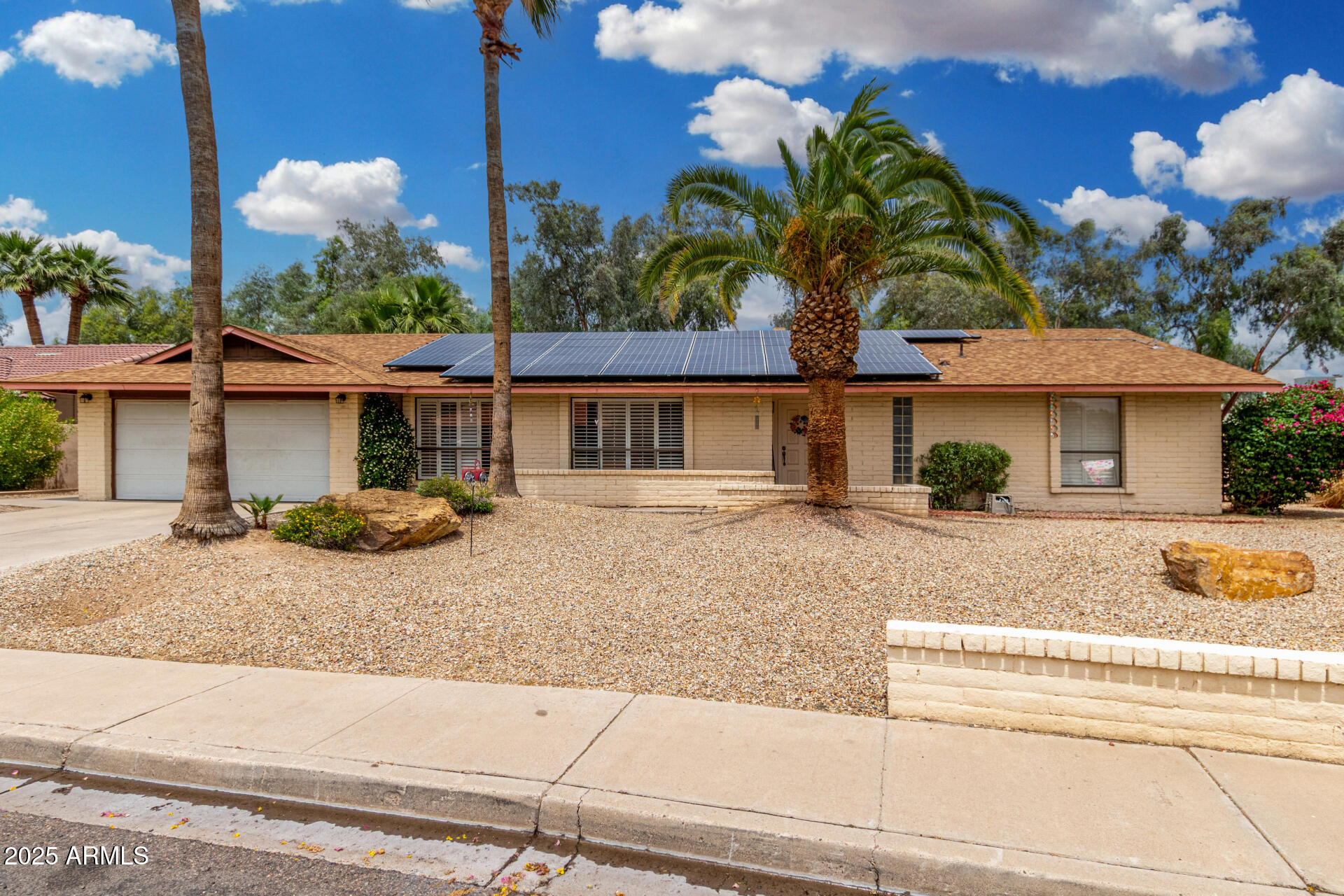 134 E Le Marche Avenue