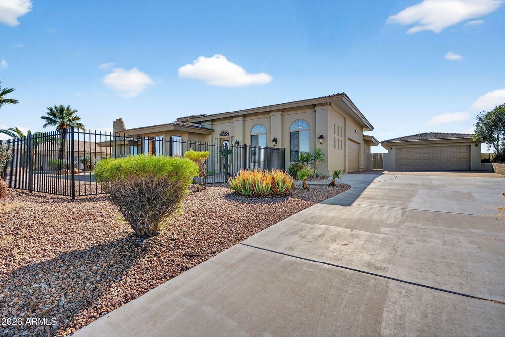Photo of 15615 E Telegraph Drive, Fountain Hills, AZ 85268 (MLS # 6967919)