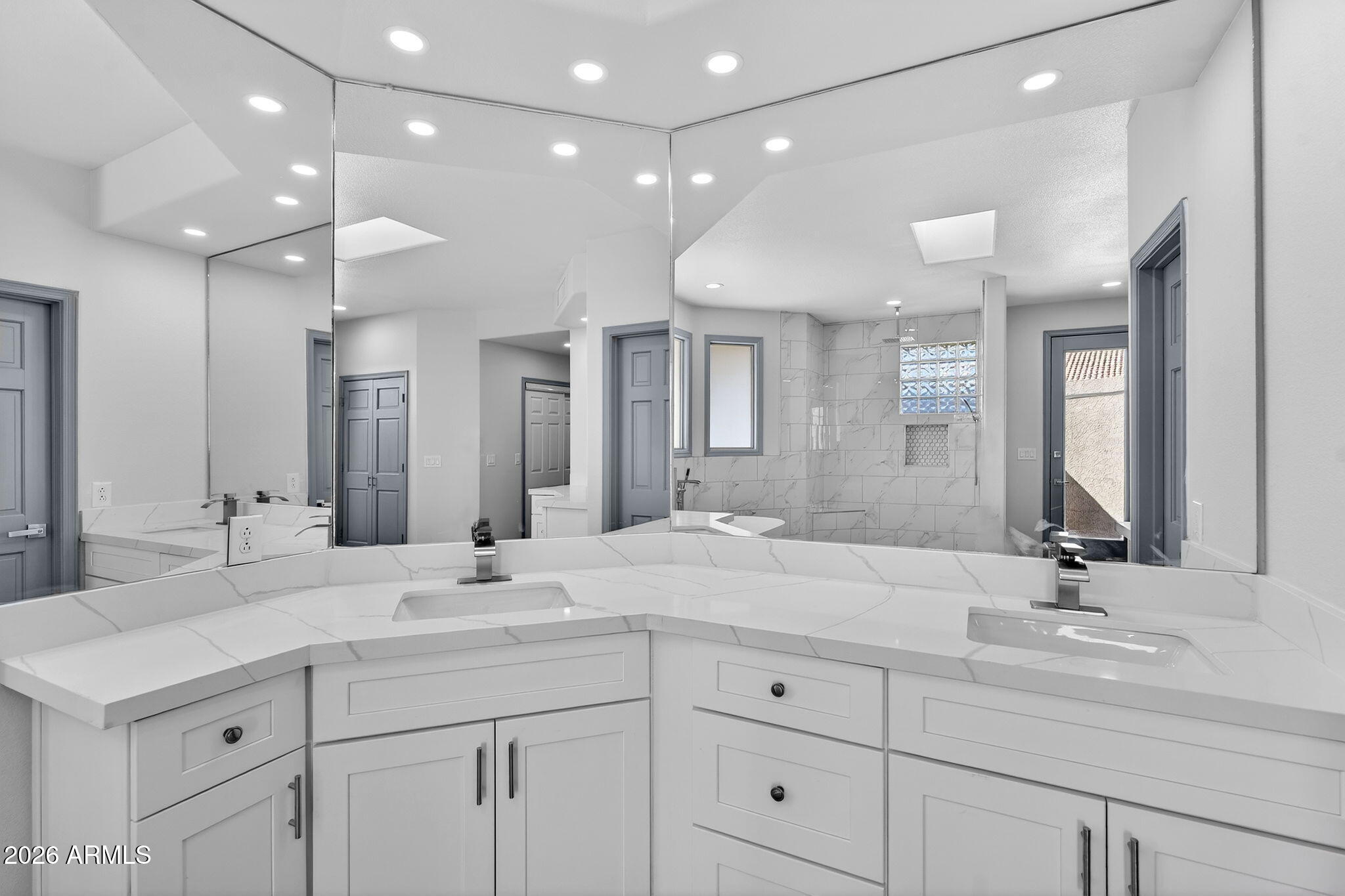 FOUNTAIN HILLS AZ FP 604C BLK 2,3,9 REPLAT - Residential