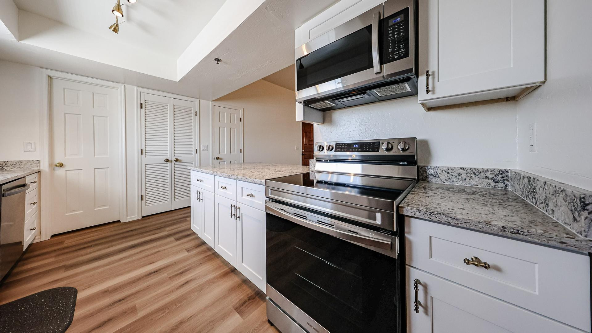 3031 N Civic Center Plaza Unit 317