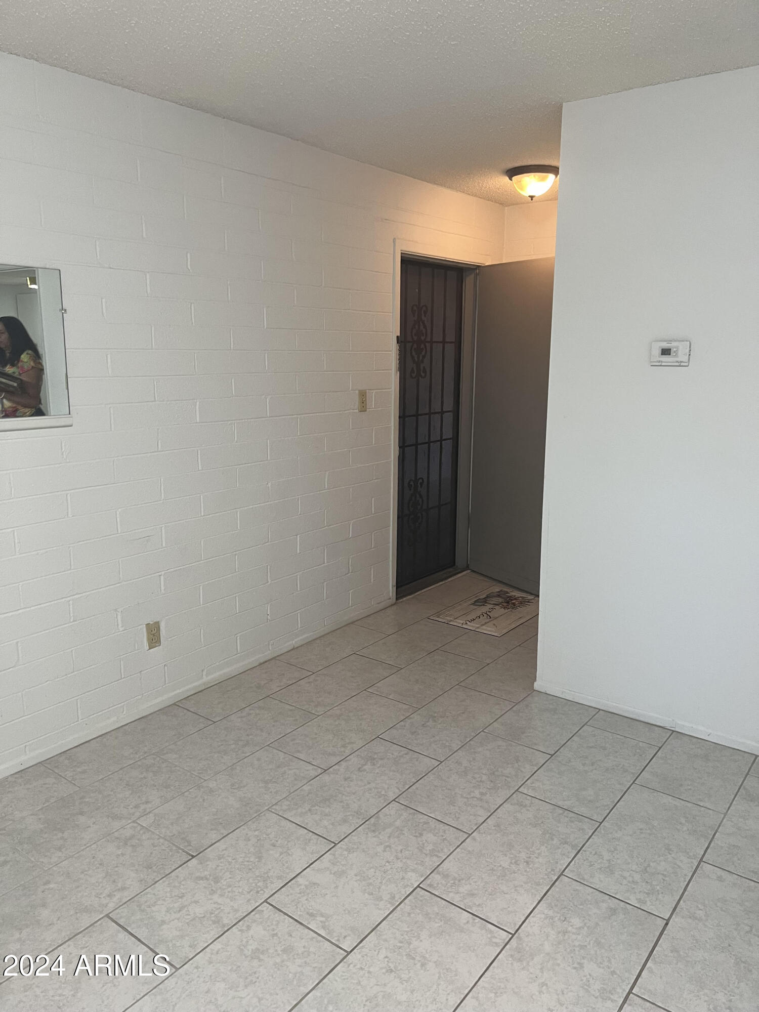 2604 W Berridge Lane C103