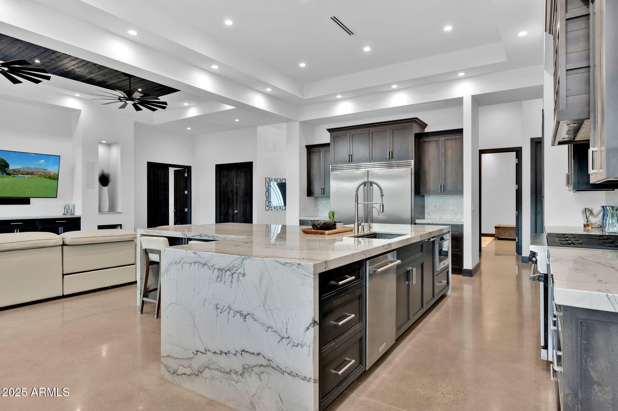 3939 W FOX Road