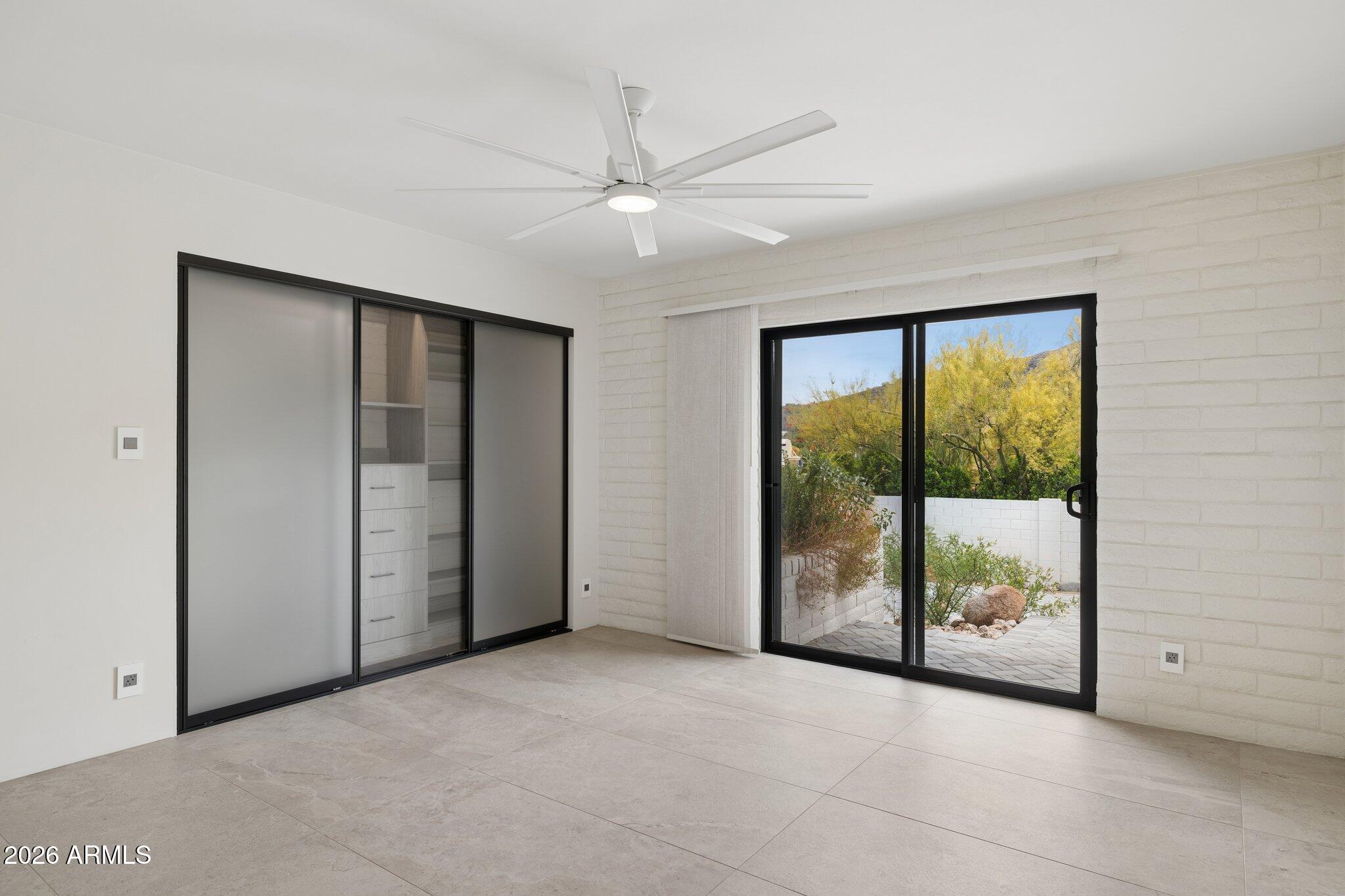 SURREY HILLS - Residential