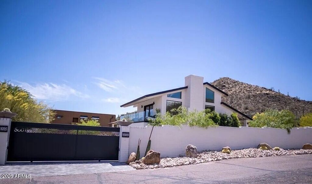 Photo of 5801 E Surrey Drive, Cave Creek, AZ 85331 (MLS # 7007062)