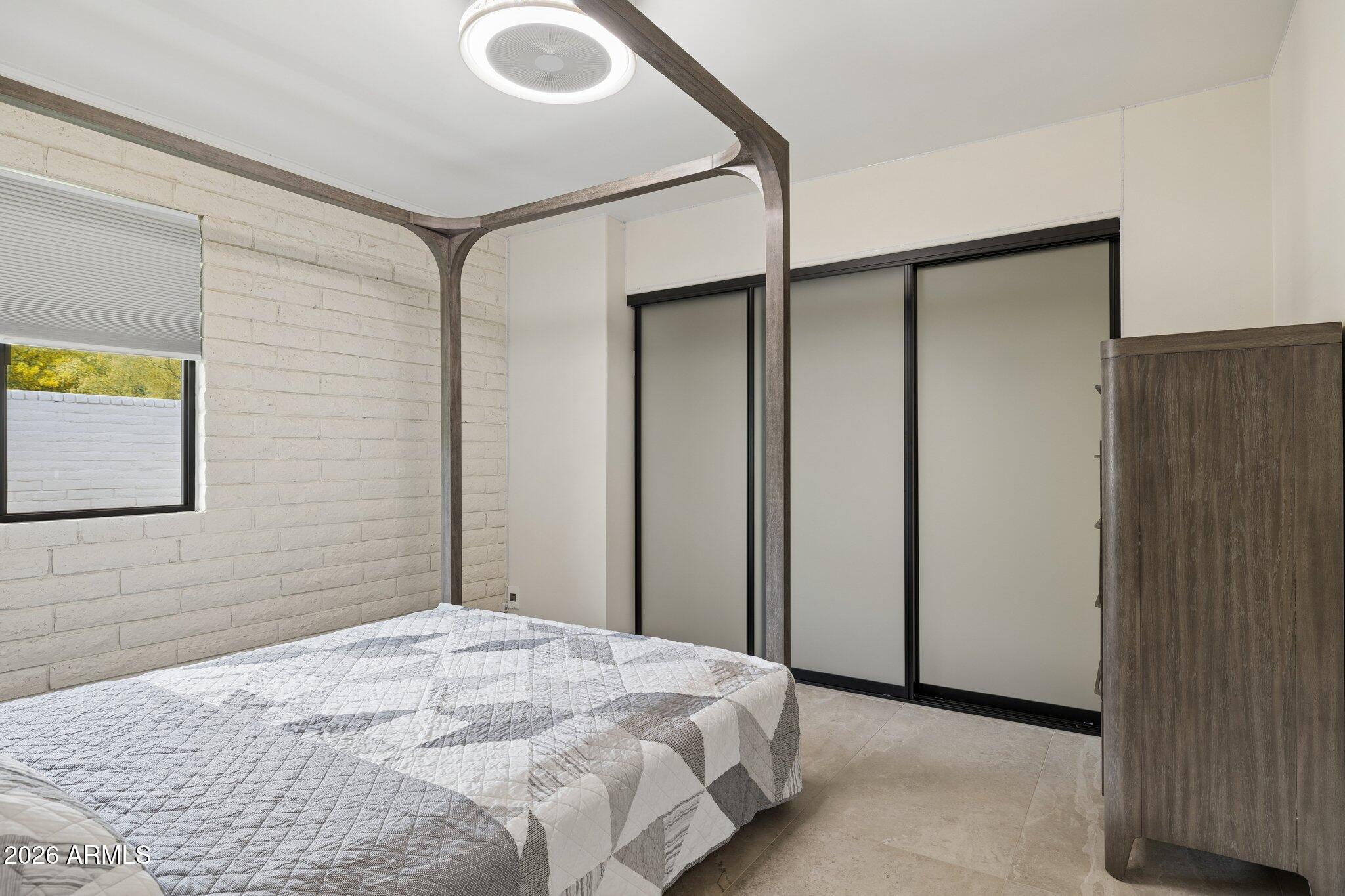 SURREY HILLS - Residential