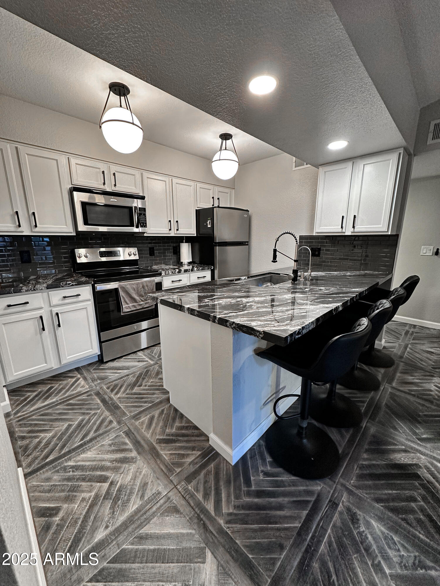 200 E SOUTHERN Avenue 242