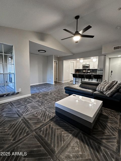 200 E SOUTHERN Avenue 242 Tempe AZ 85282