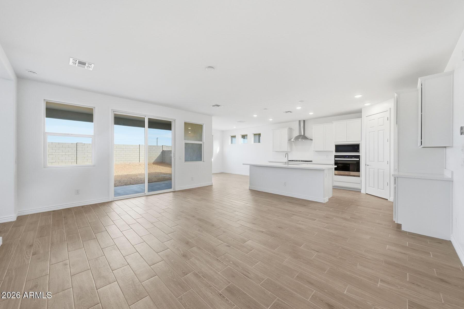 14784 W Honeysuckle Drive