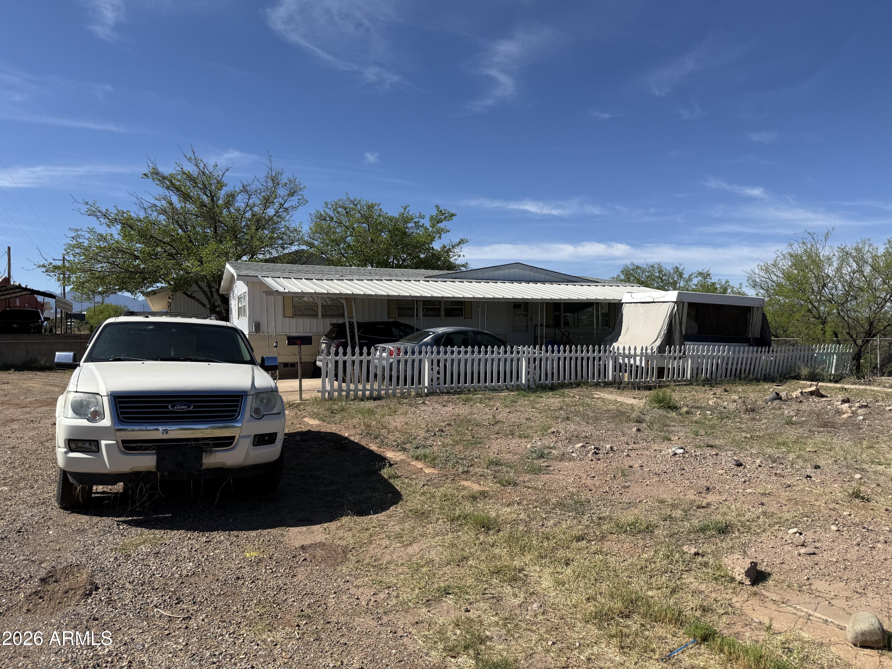 131 N HUACHUCA Boulevard