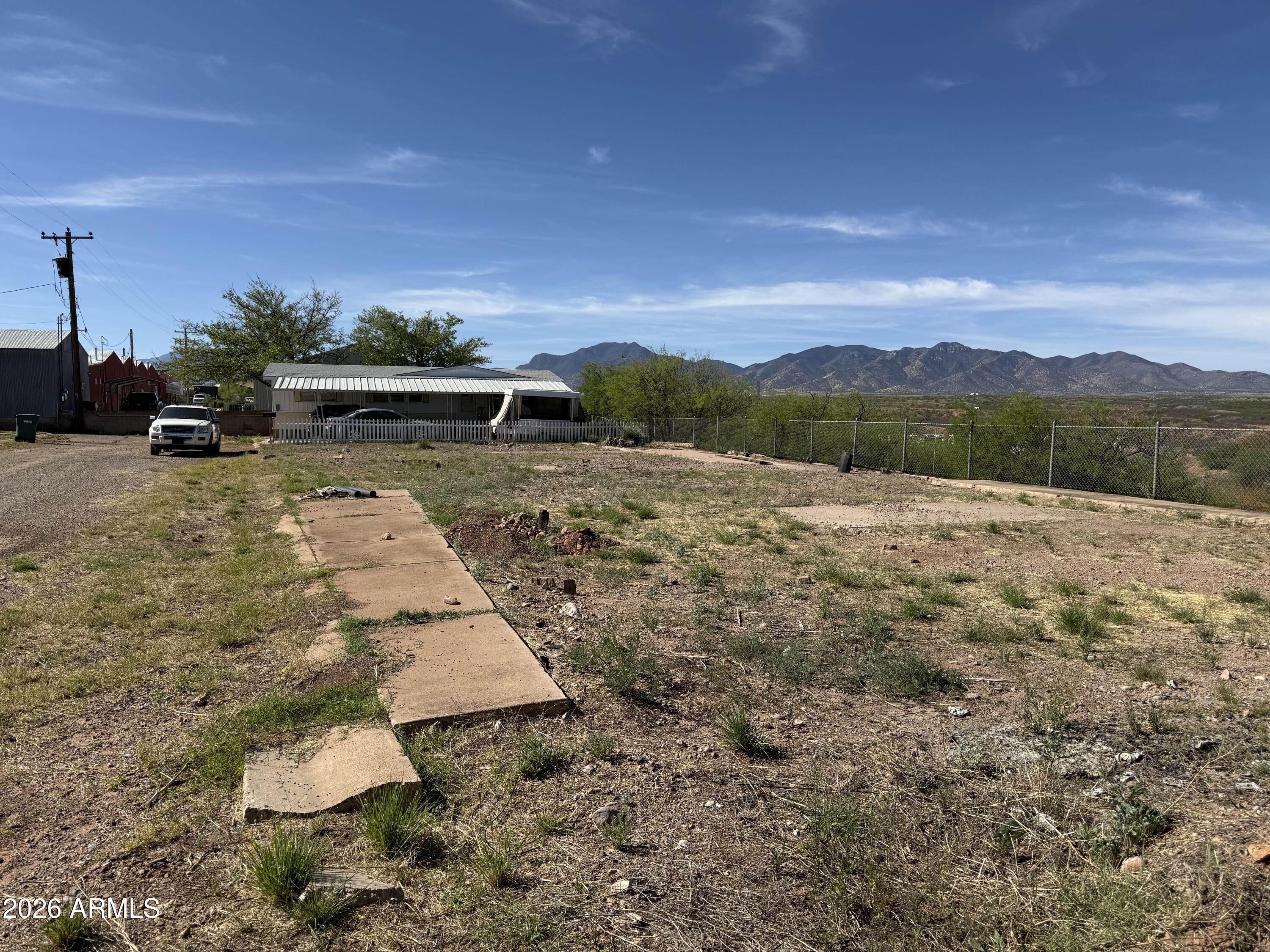 131 N HUACHUCA Boulevard