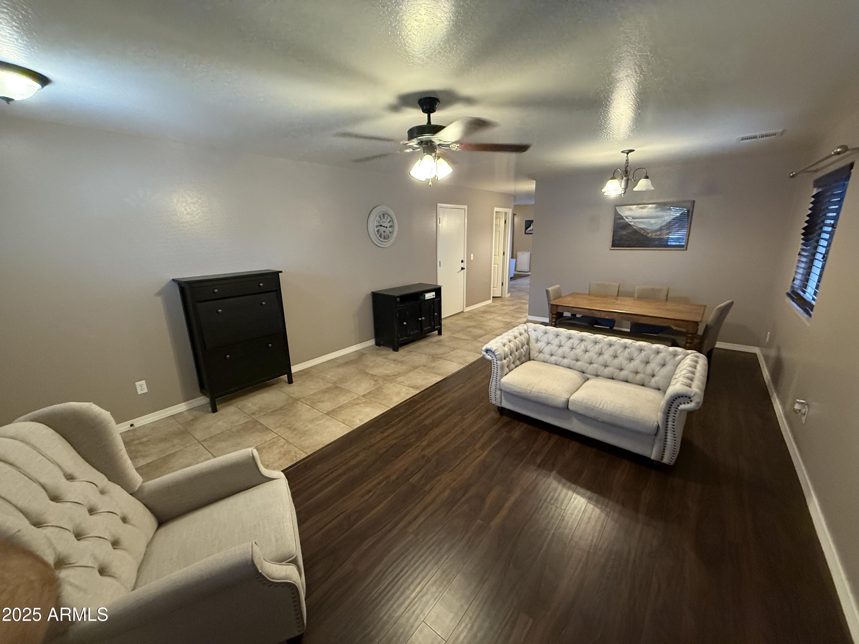 5976 E SUNRISE Circle