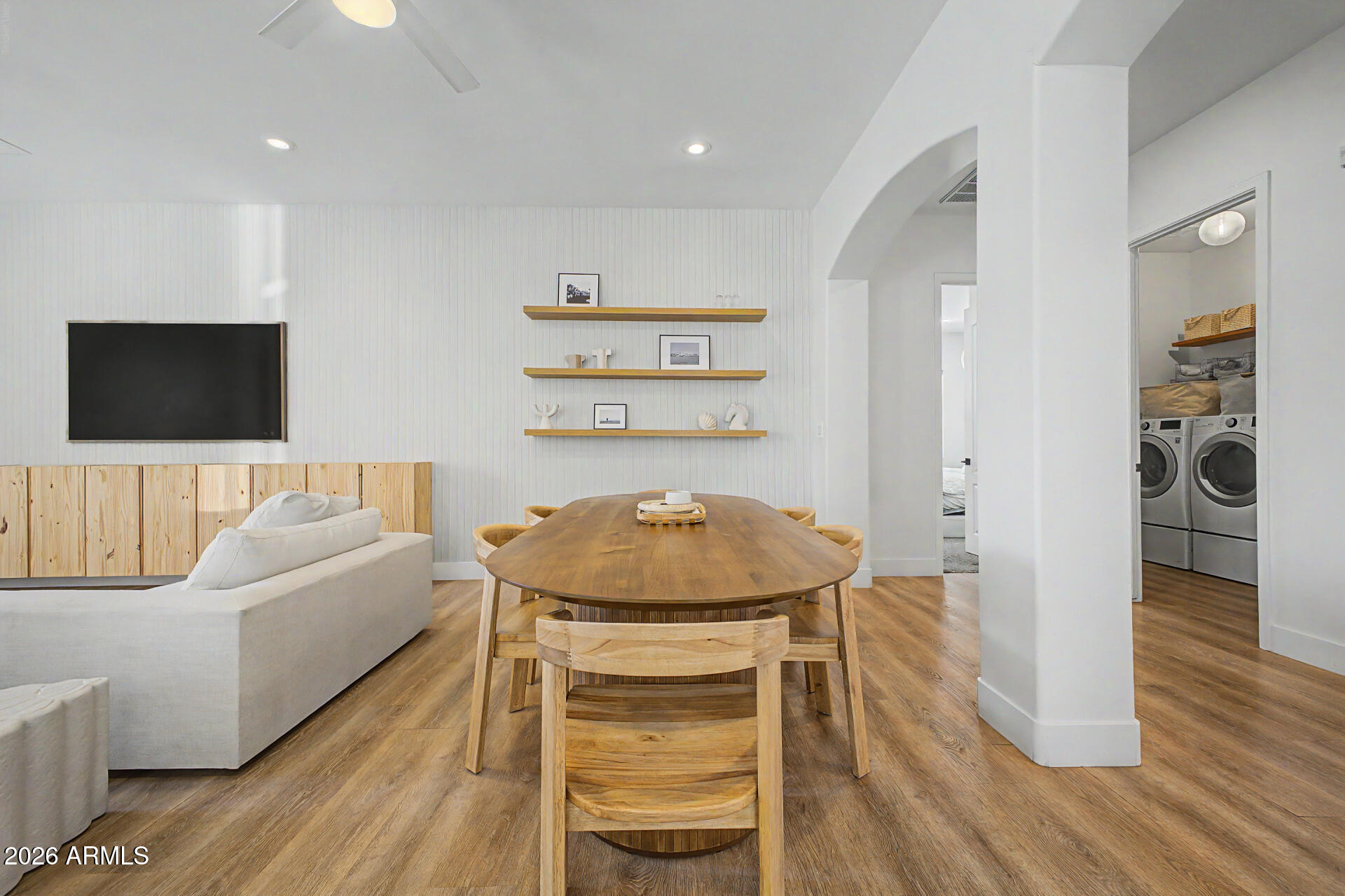 KINGS COURT AT VAL VISTA LAKES - Residential