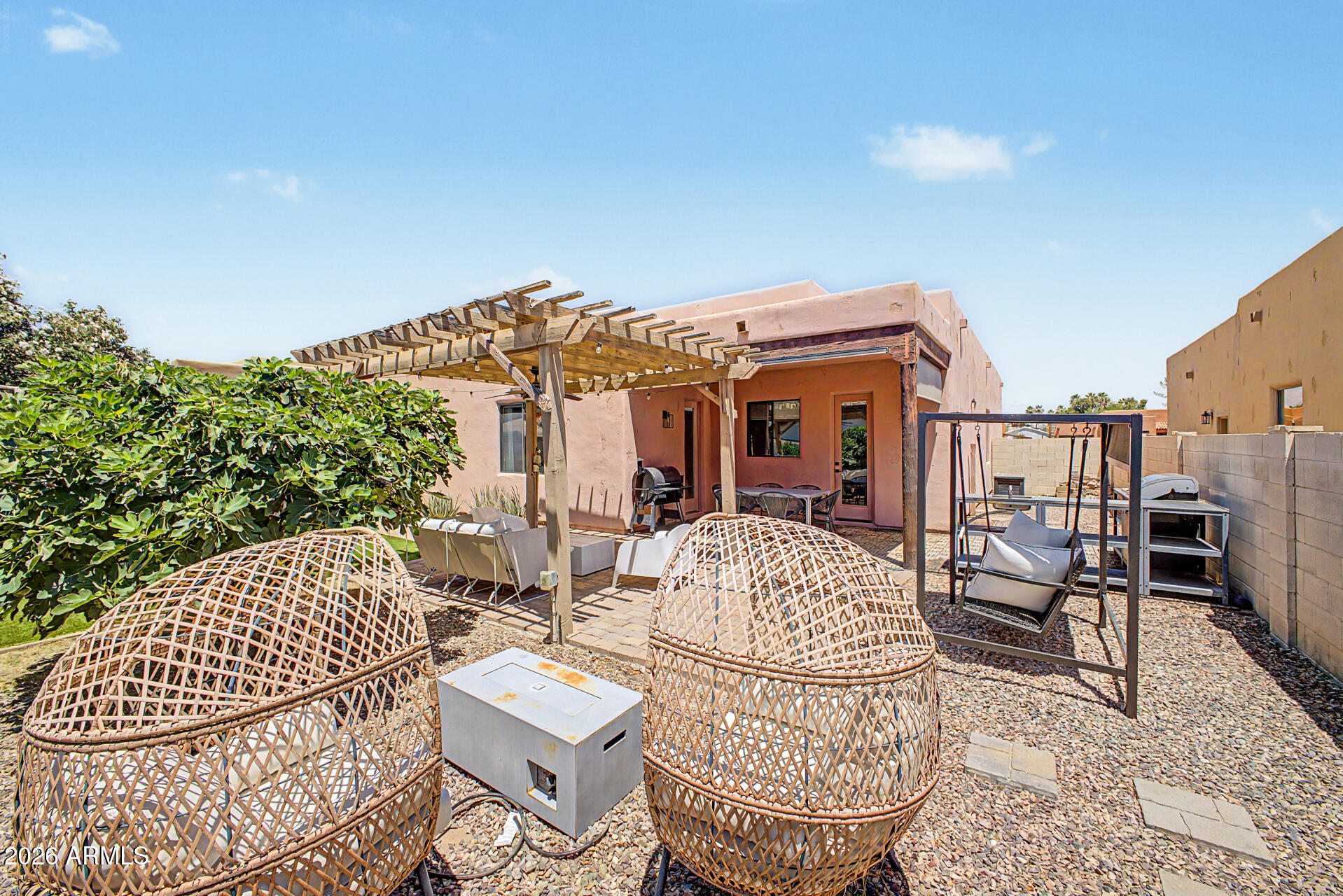 KINGS COURT AT VAL VISTA LAKES - Residential