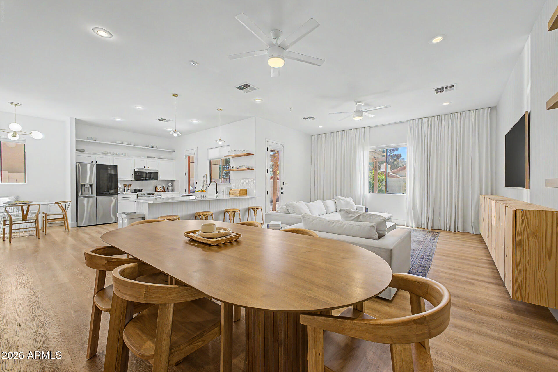 KINGS COURT AT VAL VISTA LAKES - Residential
