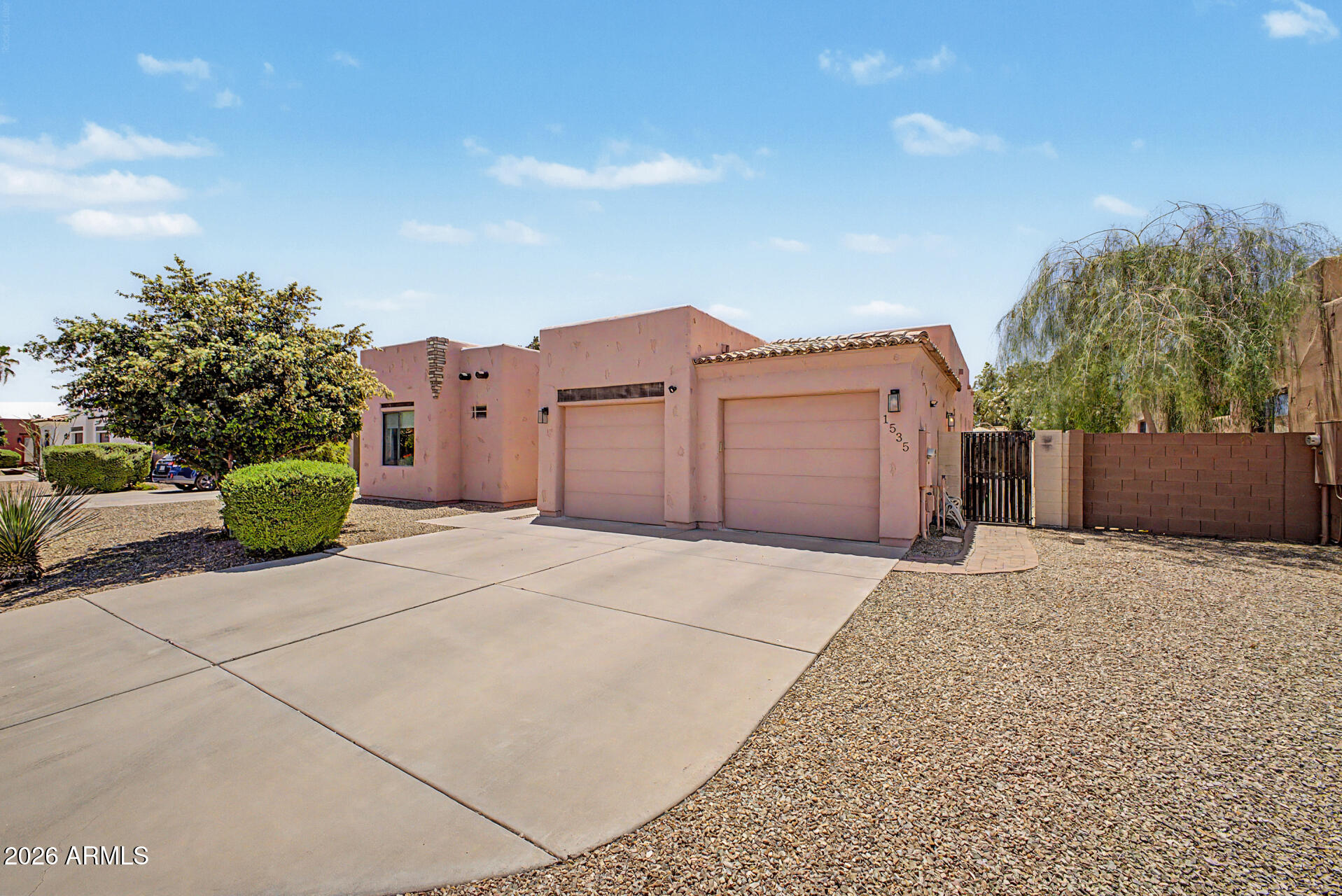 KINGS COURT AT VAL VISTA LAKES - Residential