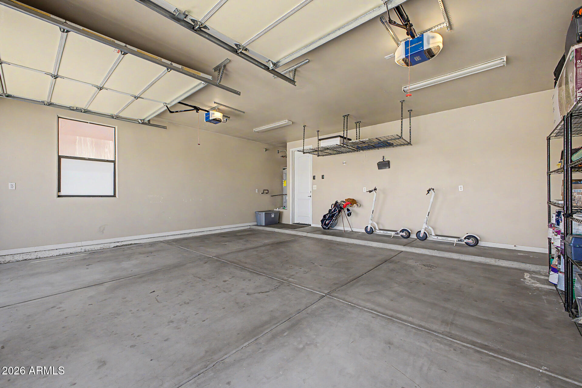 KINGS COURT AT VAL VISTA LAKES - Residential