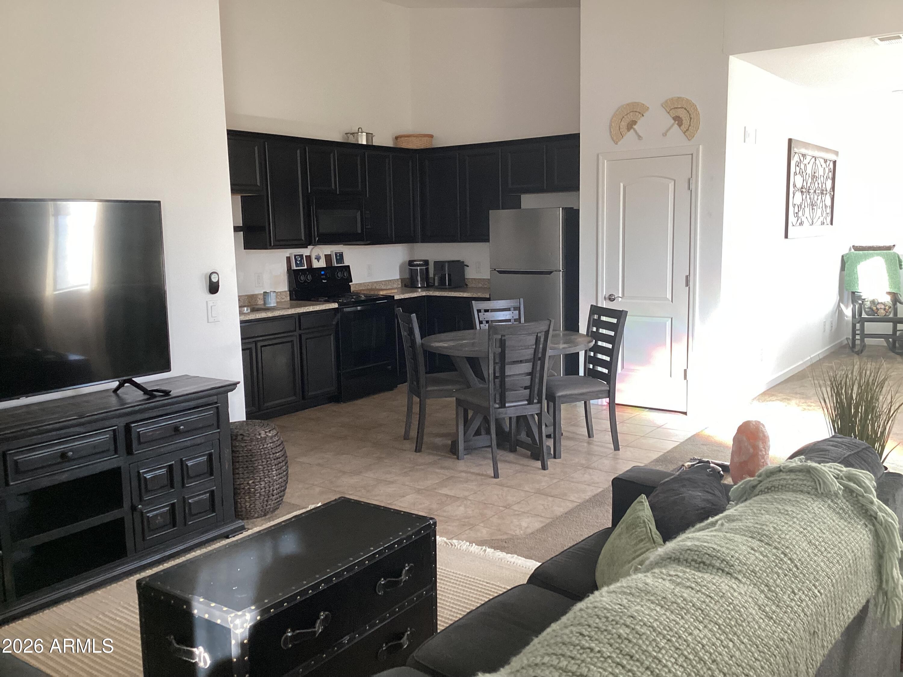 3900 E BASELINE Road 164