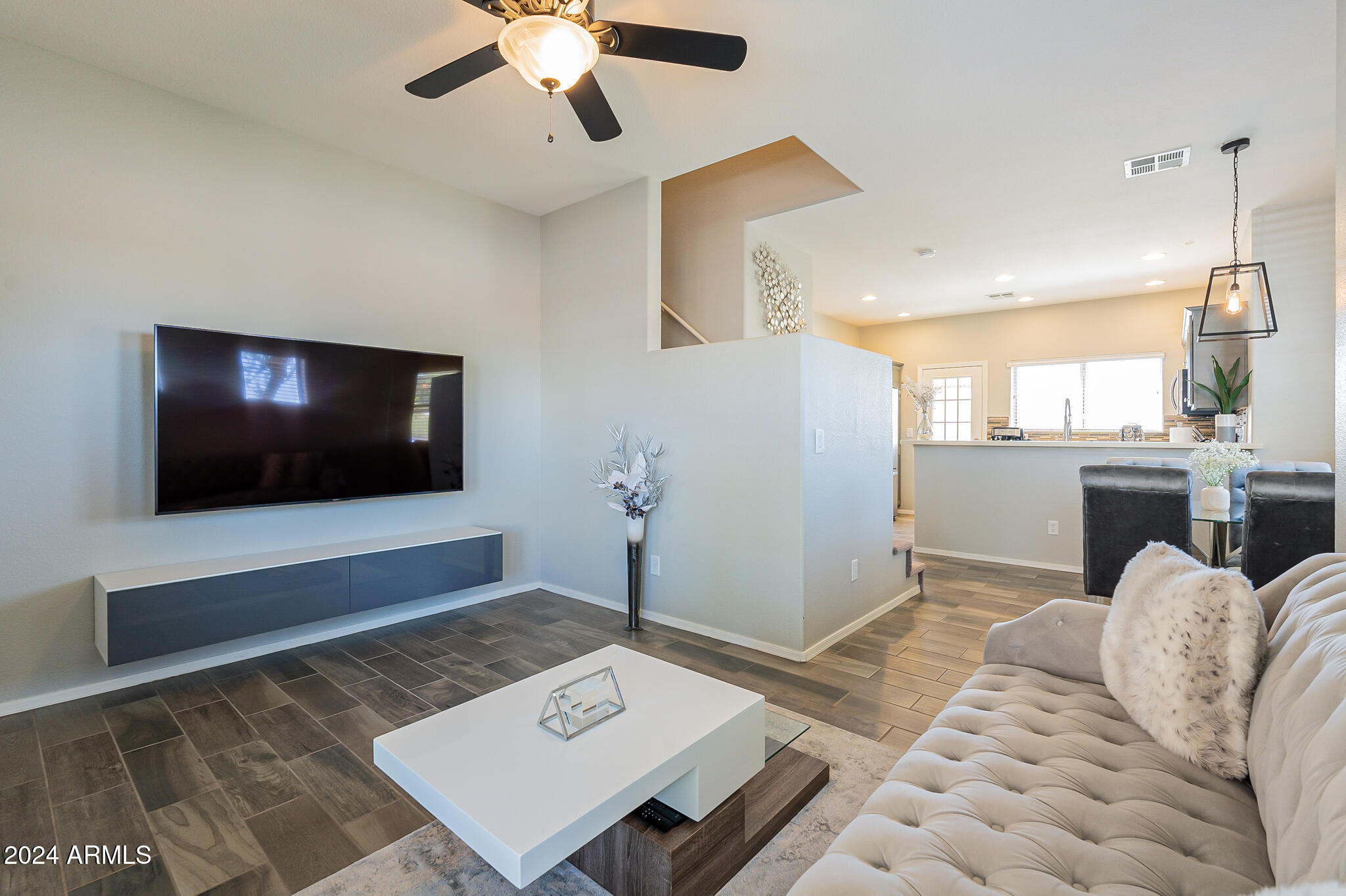 2929 N 37TH Street 14