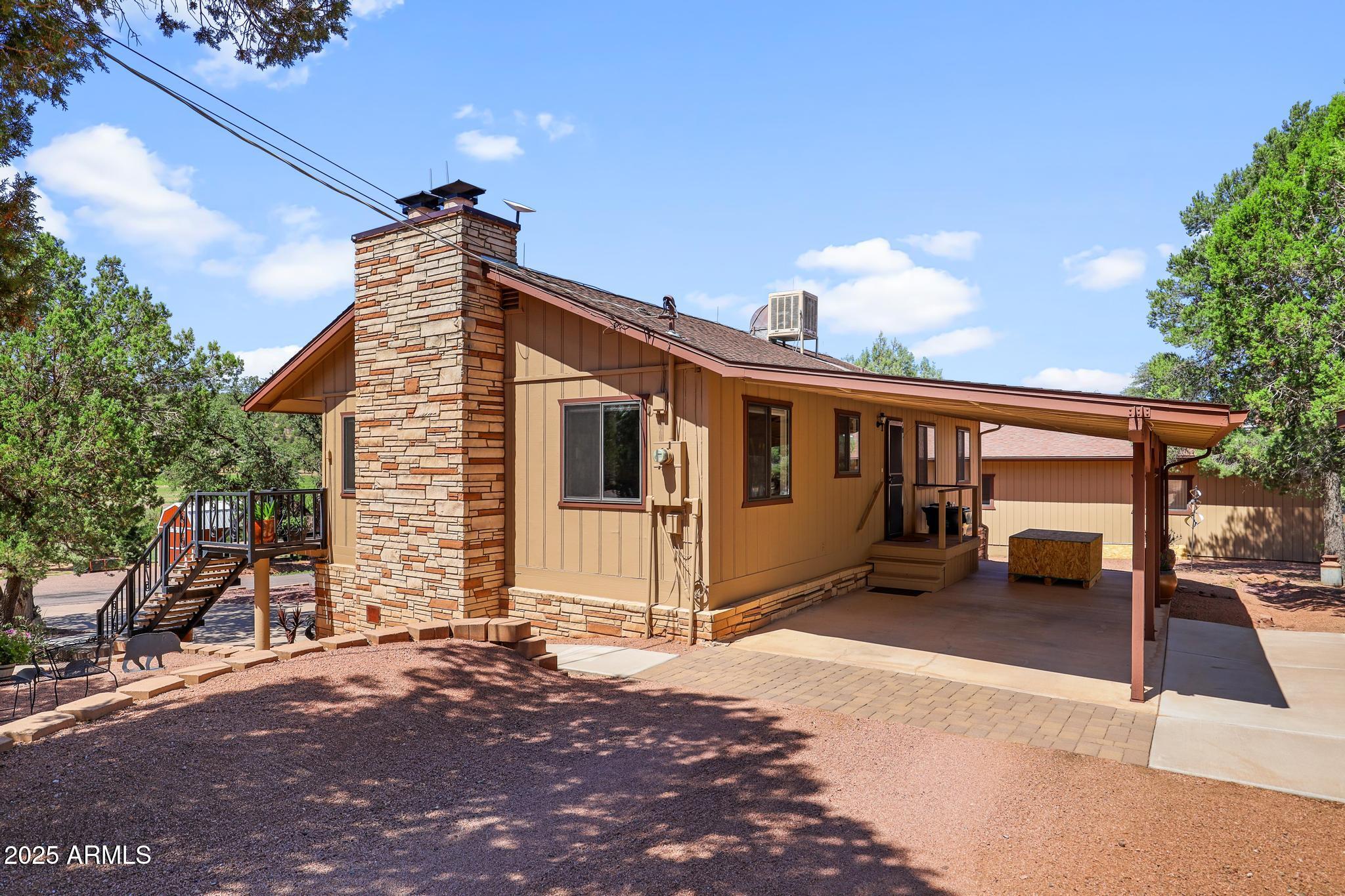 1610 W MESA Drive
