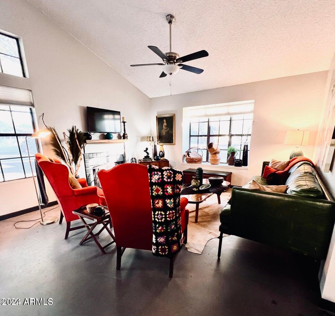 5704 E AIRE LIBRE Avenue 1108