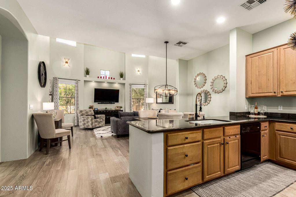 Photo of 5370 S Desert Dawn Drive #41, Gold Canyon, AZ 85118 (MLS # 6946238)