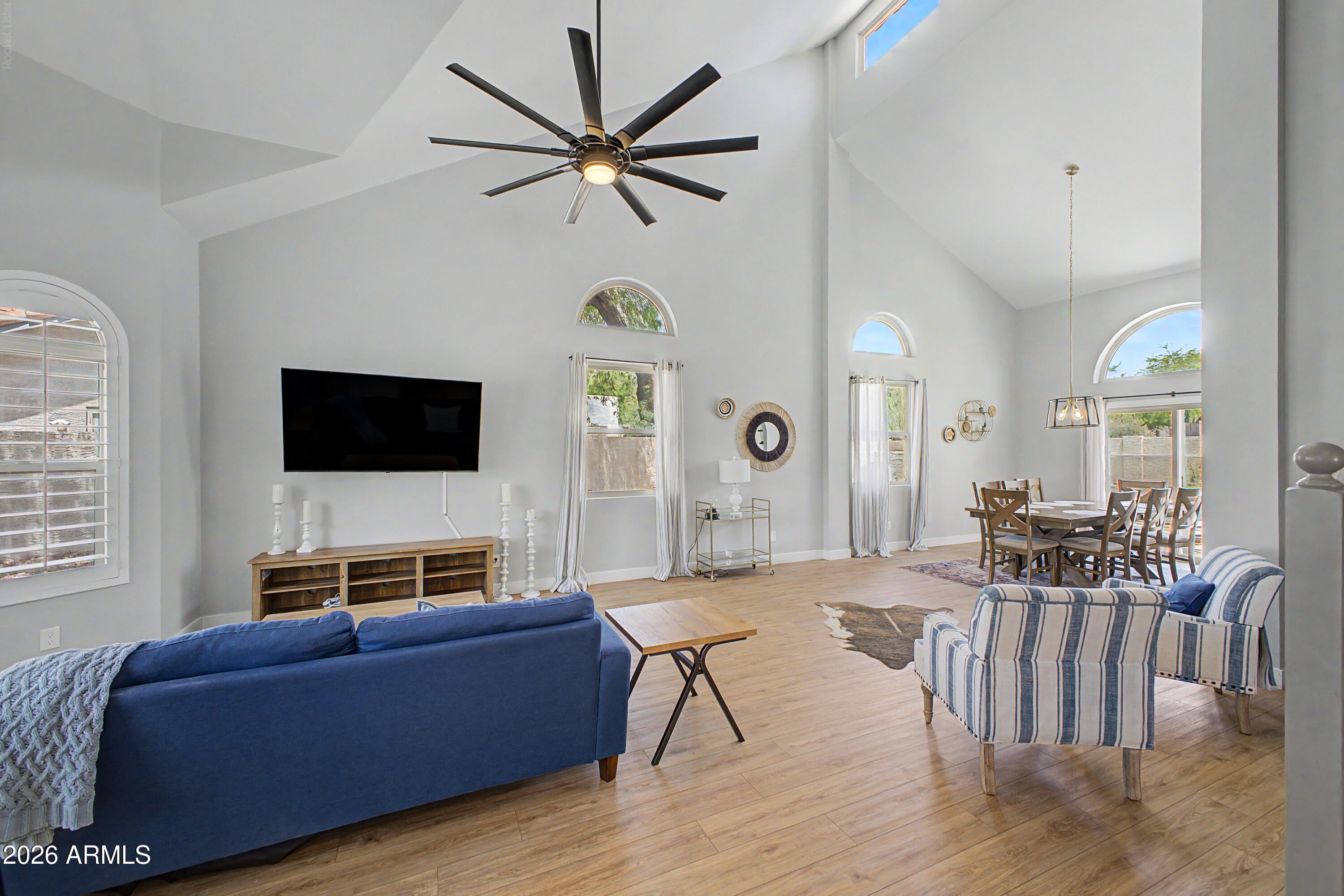 3937 N SAPPHIRE --