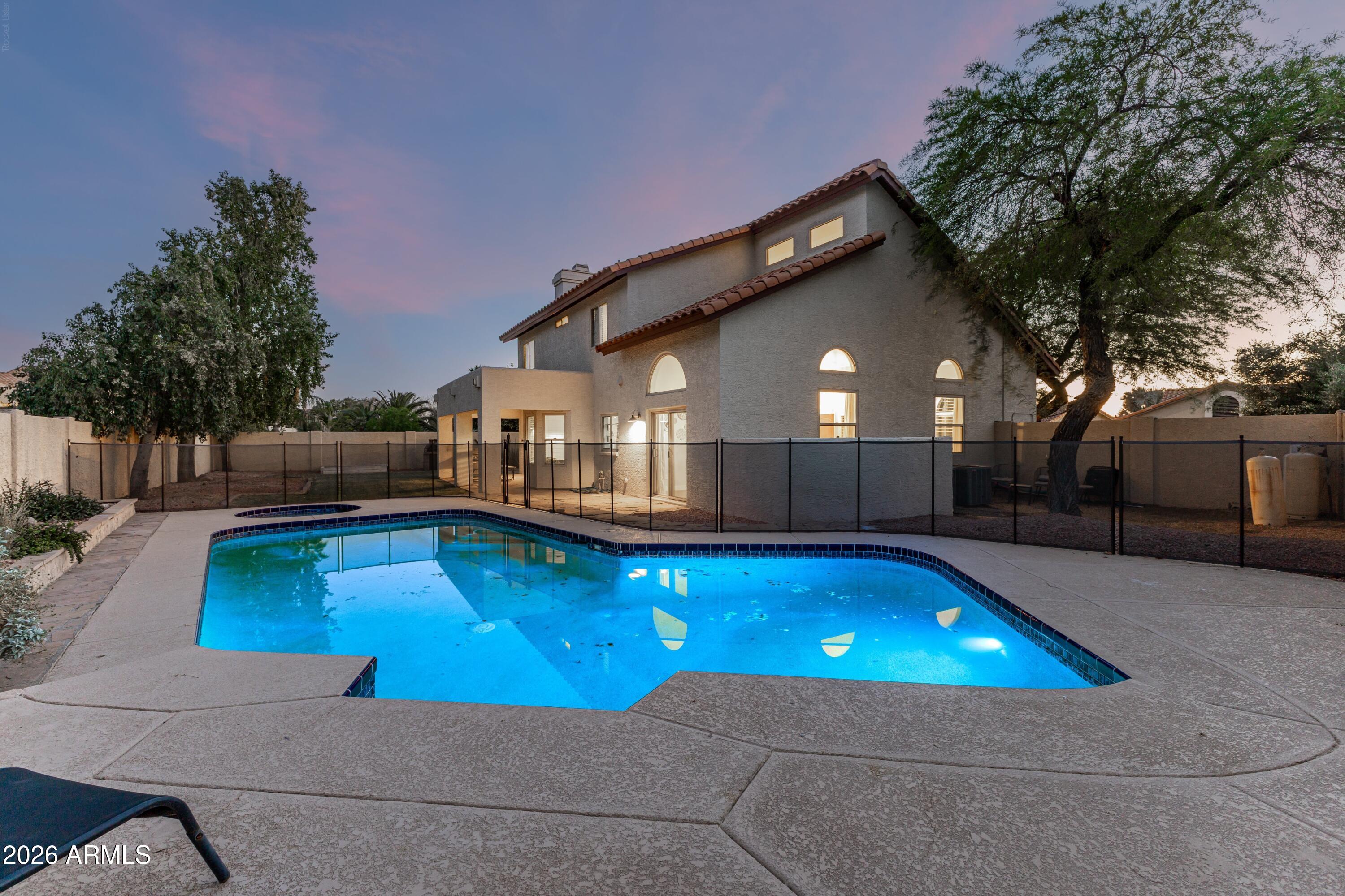 3937 N SAPPHIRE --