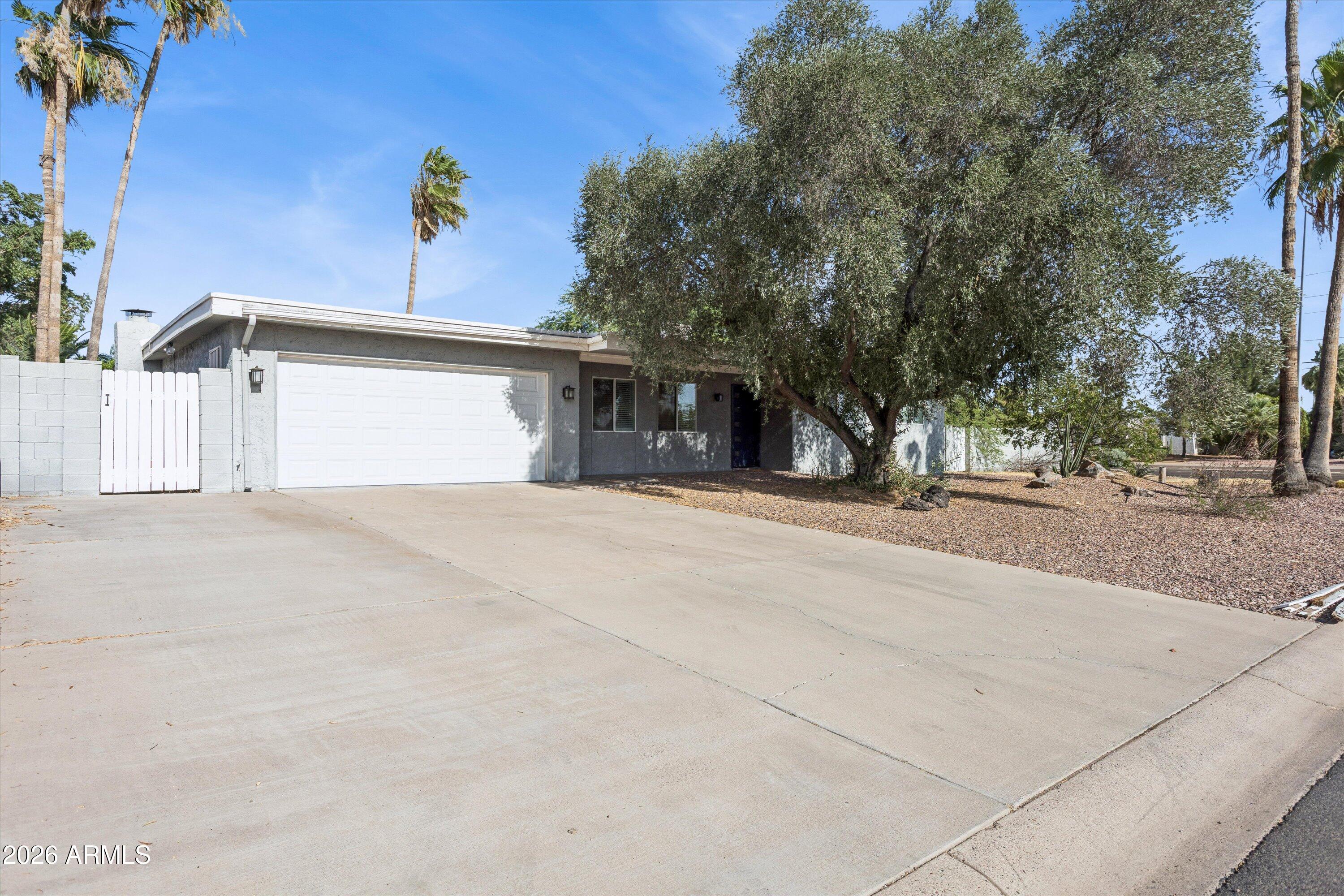 13801 N 56th Place
