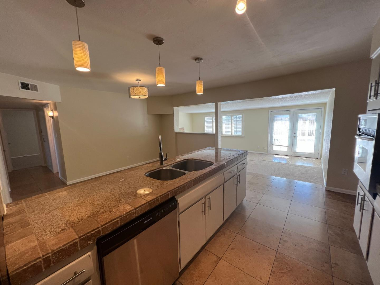 7417 E Cambridge Avenue