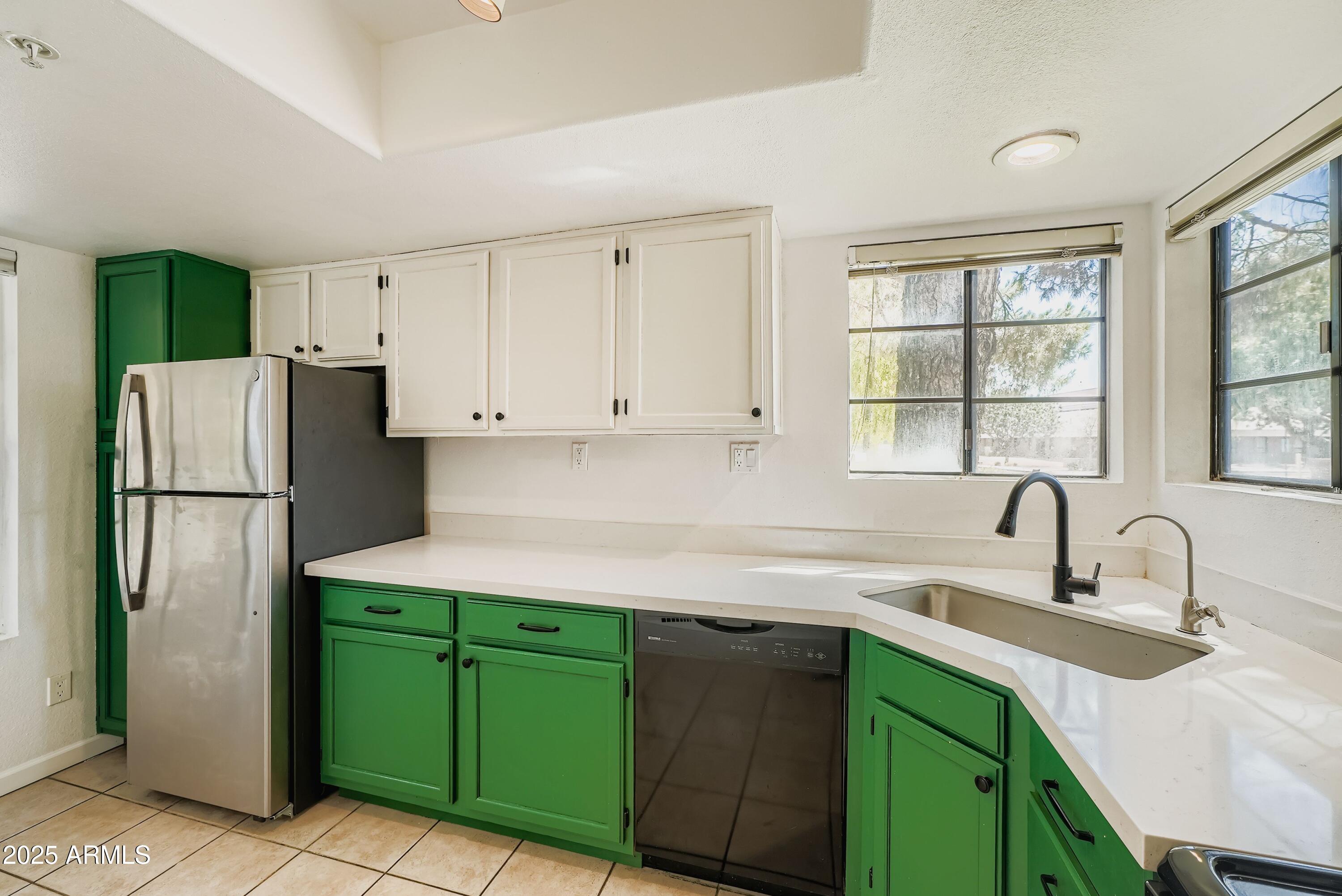 6885 E COCHISE Road 105