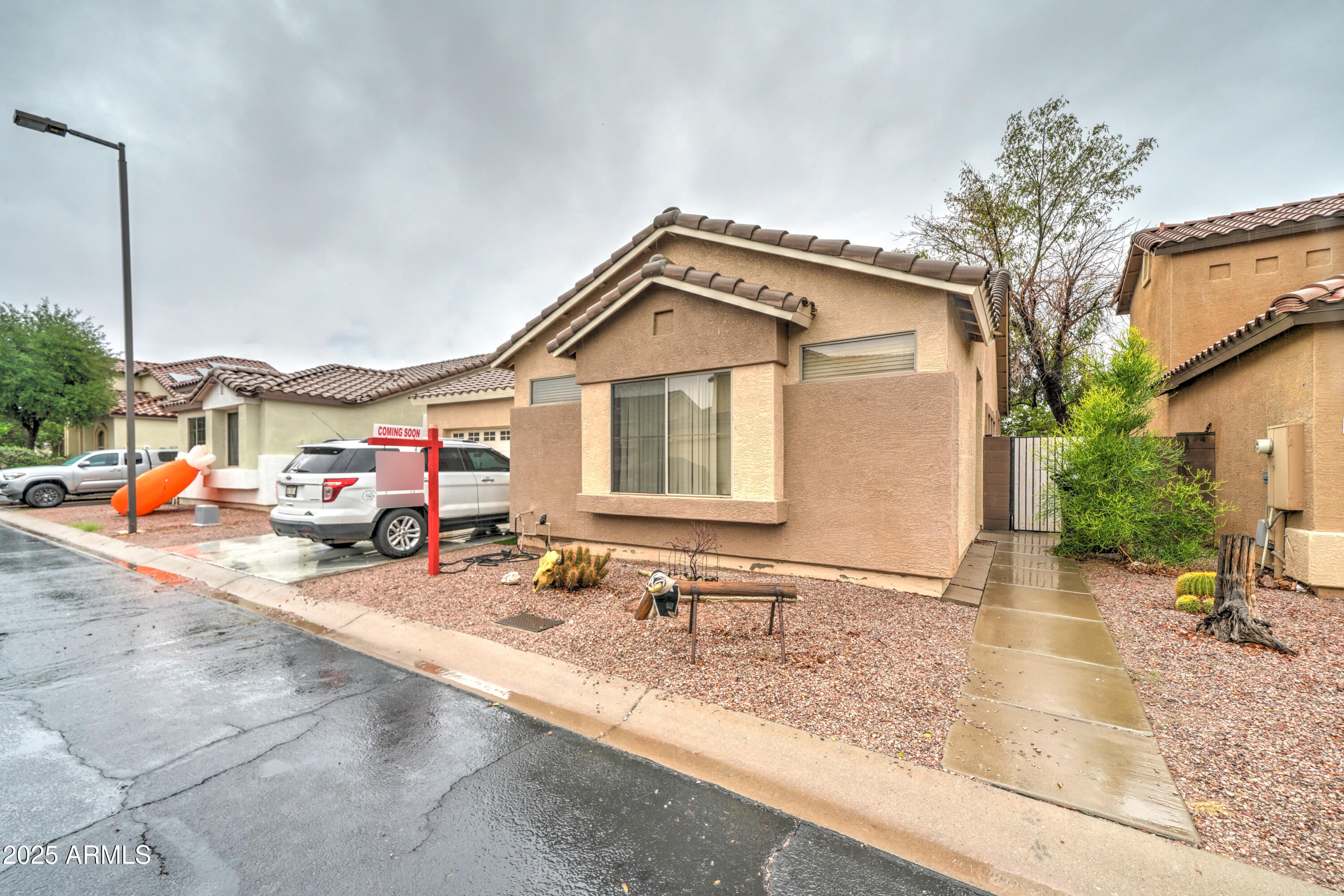 8919 E CALYPSO Avenue