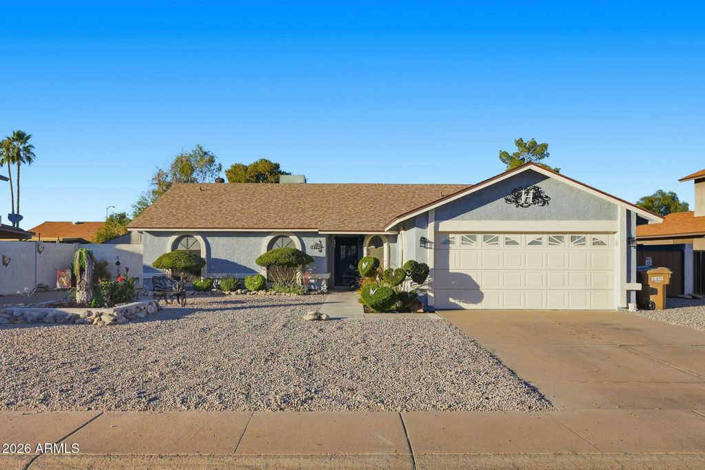 Photo of 7402 W Sierra Street, Peoria, AZ 85345 (MLS # 6970506)