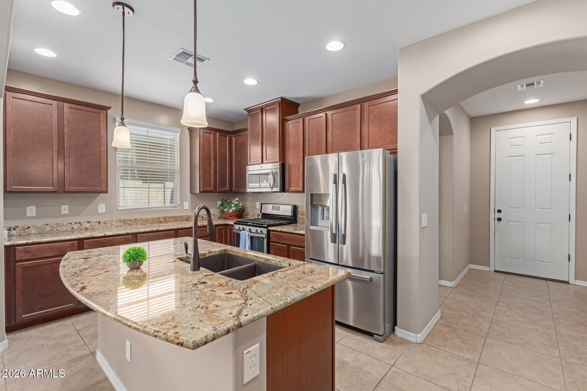 20766 W VALLEY VIEW Drive