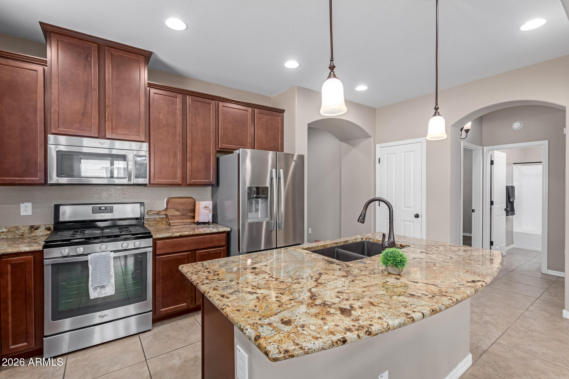 20766 W VALLEY VIEW Drive