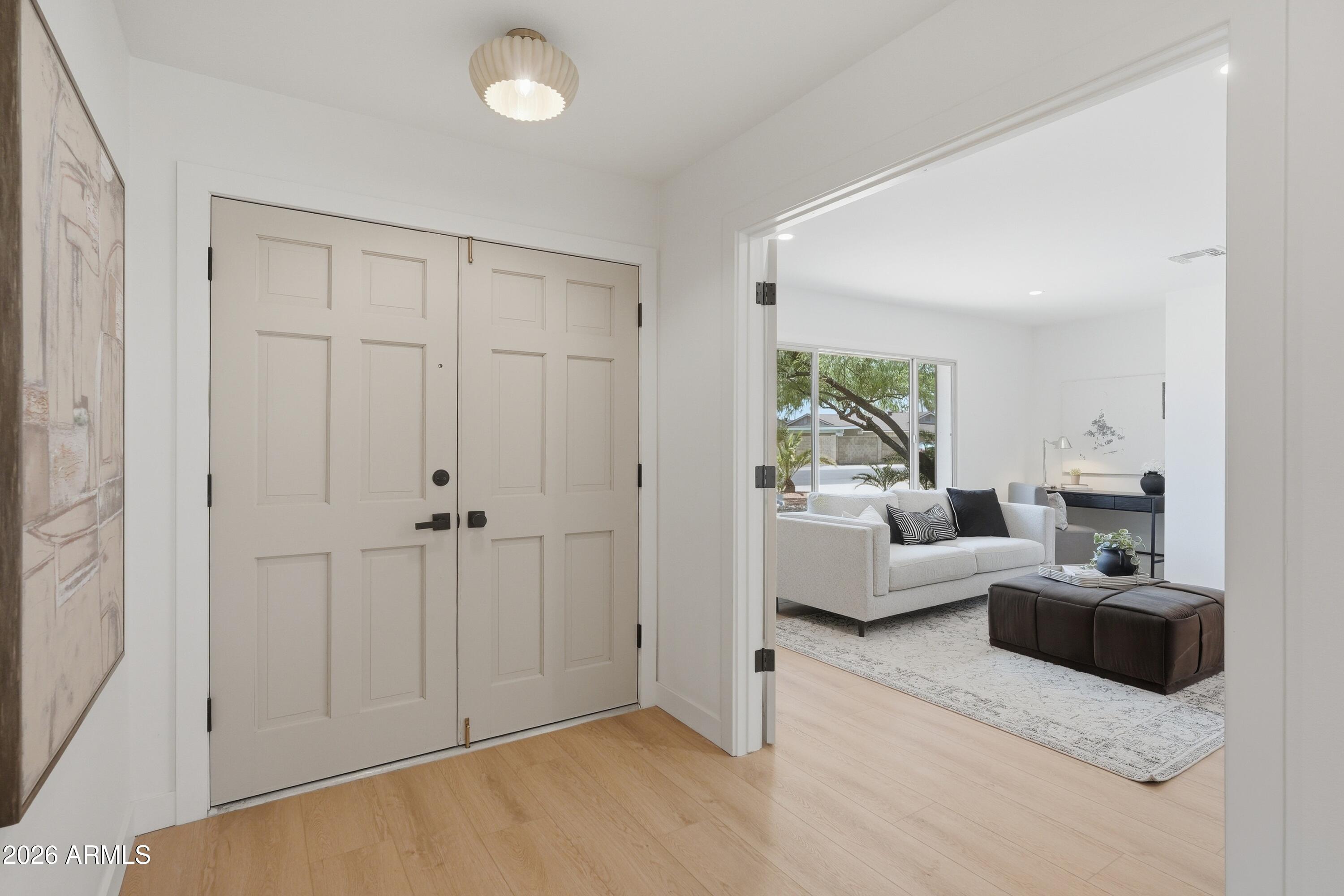 1318 E LA JOLLA Drive