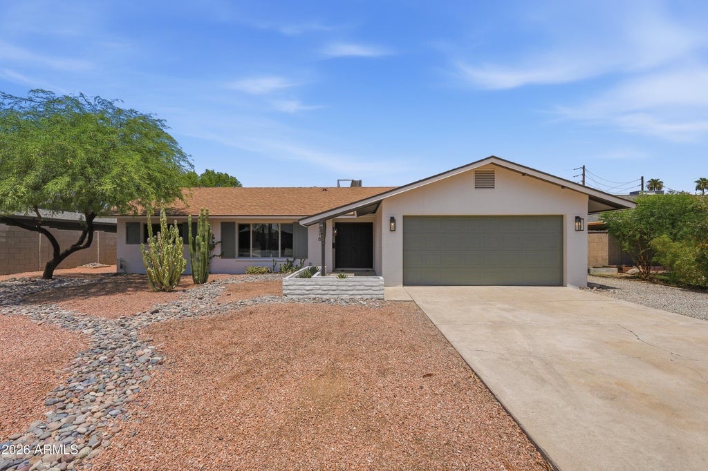 Photo of 1318 E La Jolla Drive, Tempe, AZ 85282 (MLS # 7056967)