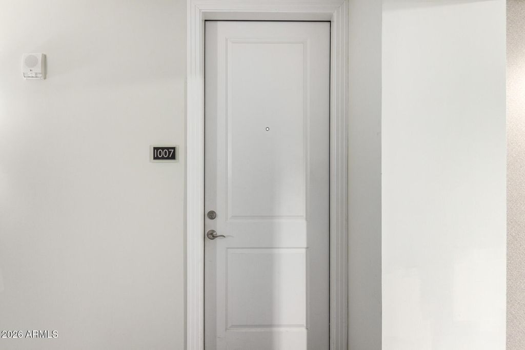 Photo of 1 E Lexington Avenue #1007, Phoenix, AZ 85012 (MLS # 6976489)