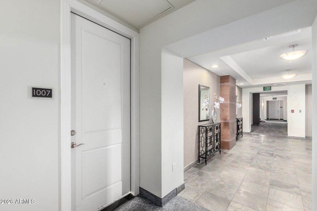 Photo of 1 E Lexington Avenue #1007, Phoenix, AZ 85012 (MLS # 6976489)